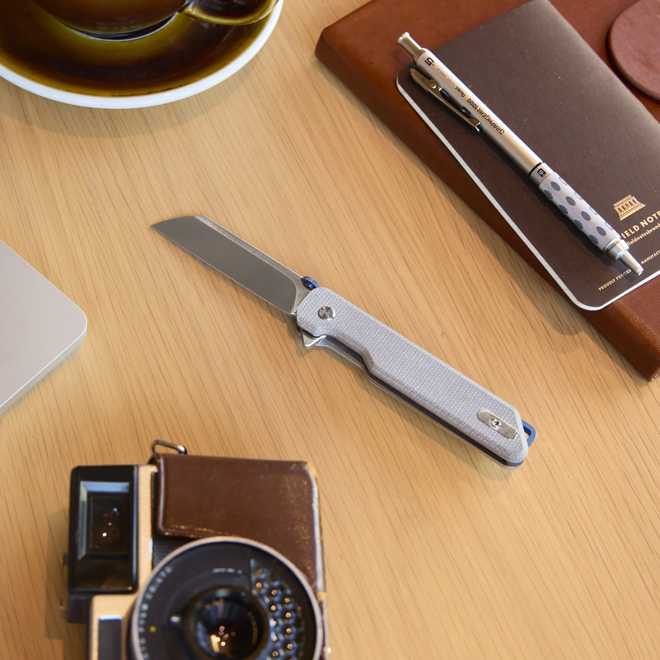 ST_Wurdig M2_Grey Micarta Sheepsfoot_PDP_07.jpg