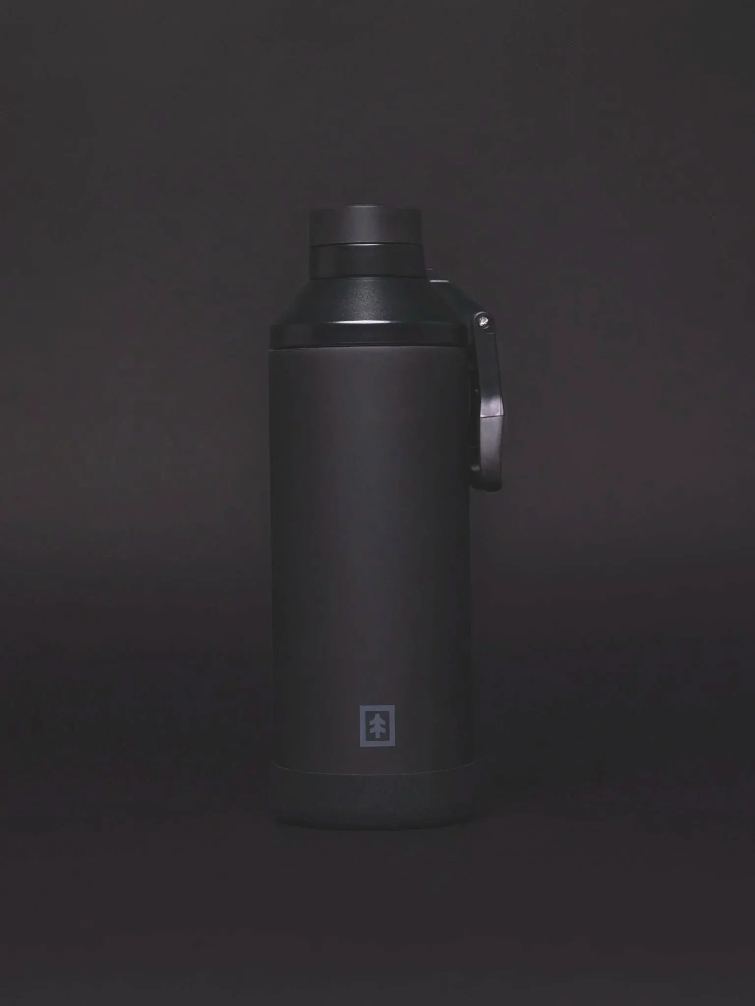 24ozQuickSipBottle-Black_Studio%2BBLK_2021%25283x1%2529web-1.jpg