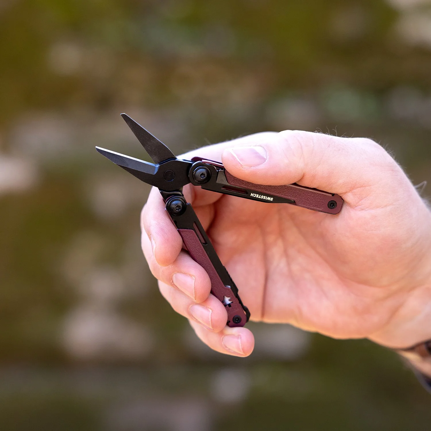 Uberall Mini_Shears_Maroon-1_PDP.jpg