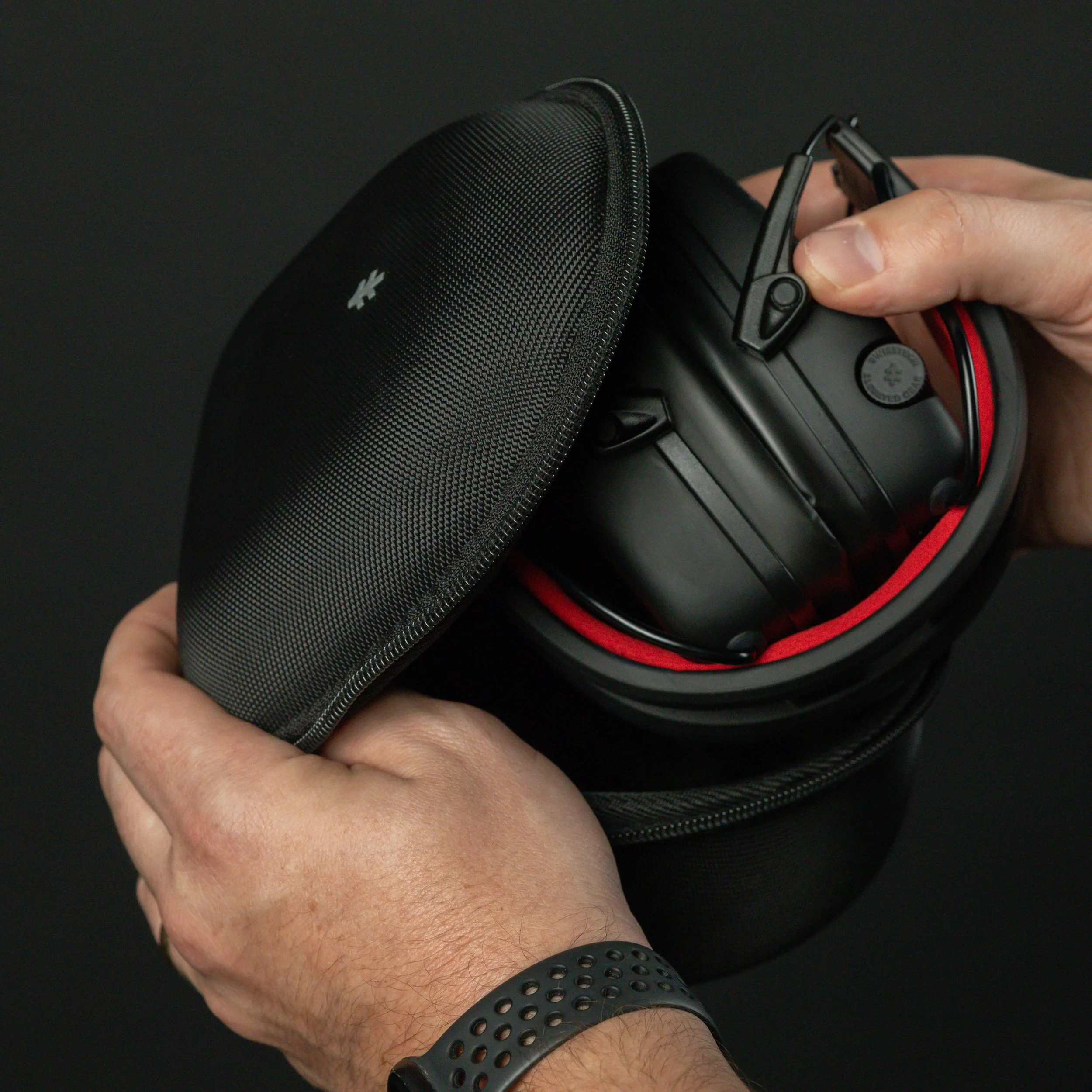 Klarheit - Hearing Protection_Blk Studio Photos-15-137.jpg