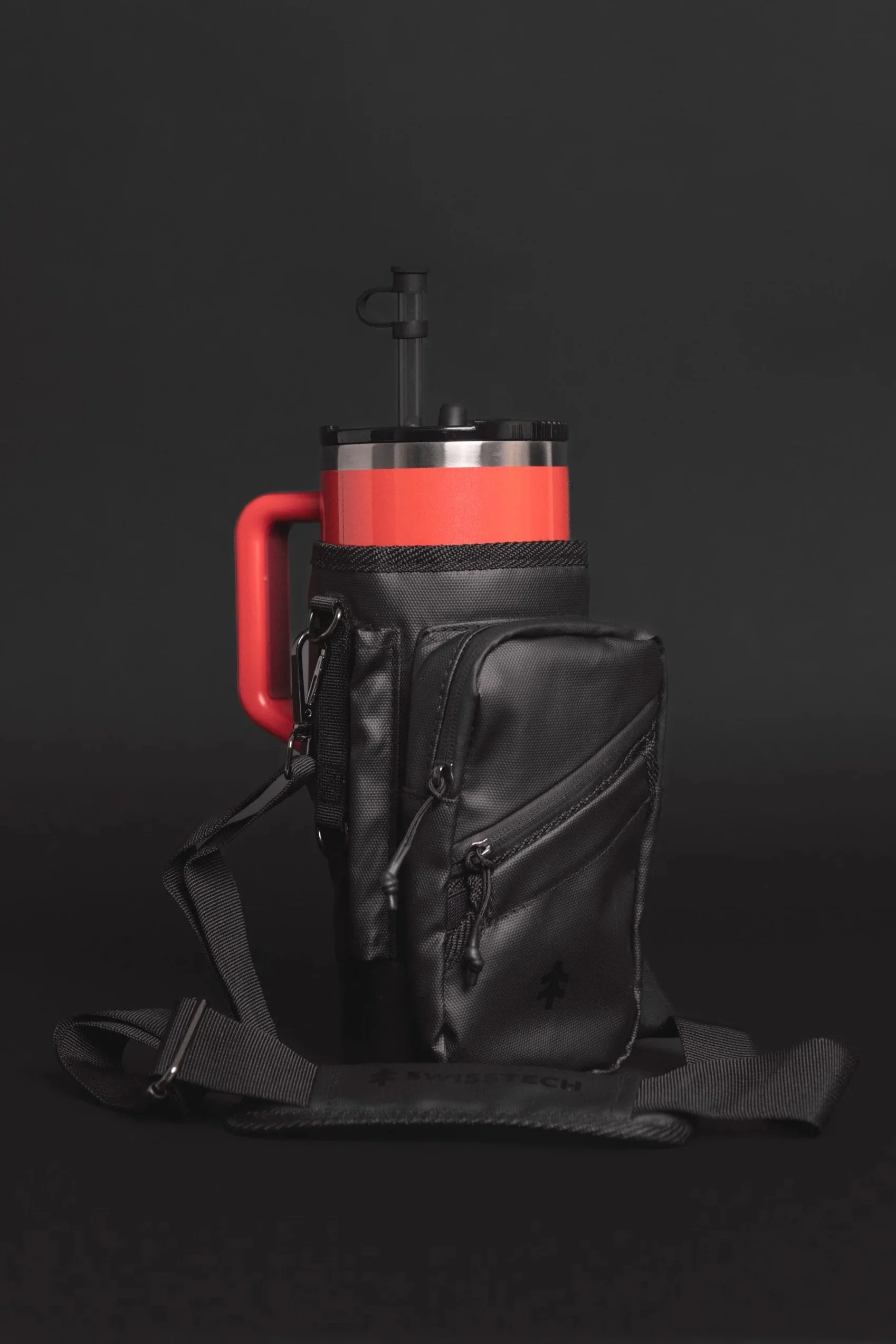 ST+Armel+Tumbler+and+Bag_Studio+BLK+Photos_2024%28Full+Margin%29-1.jpg