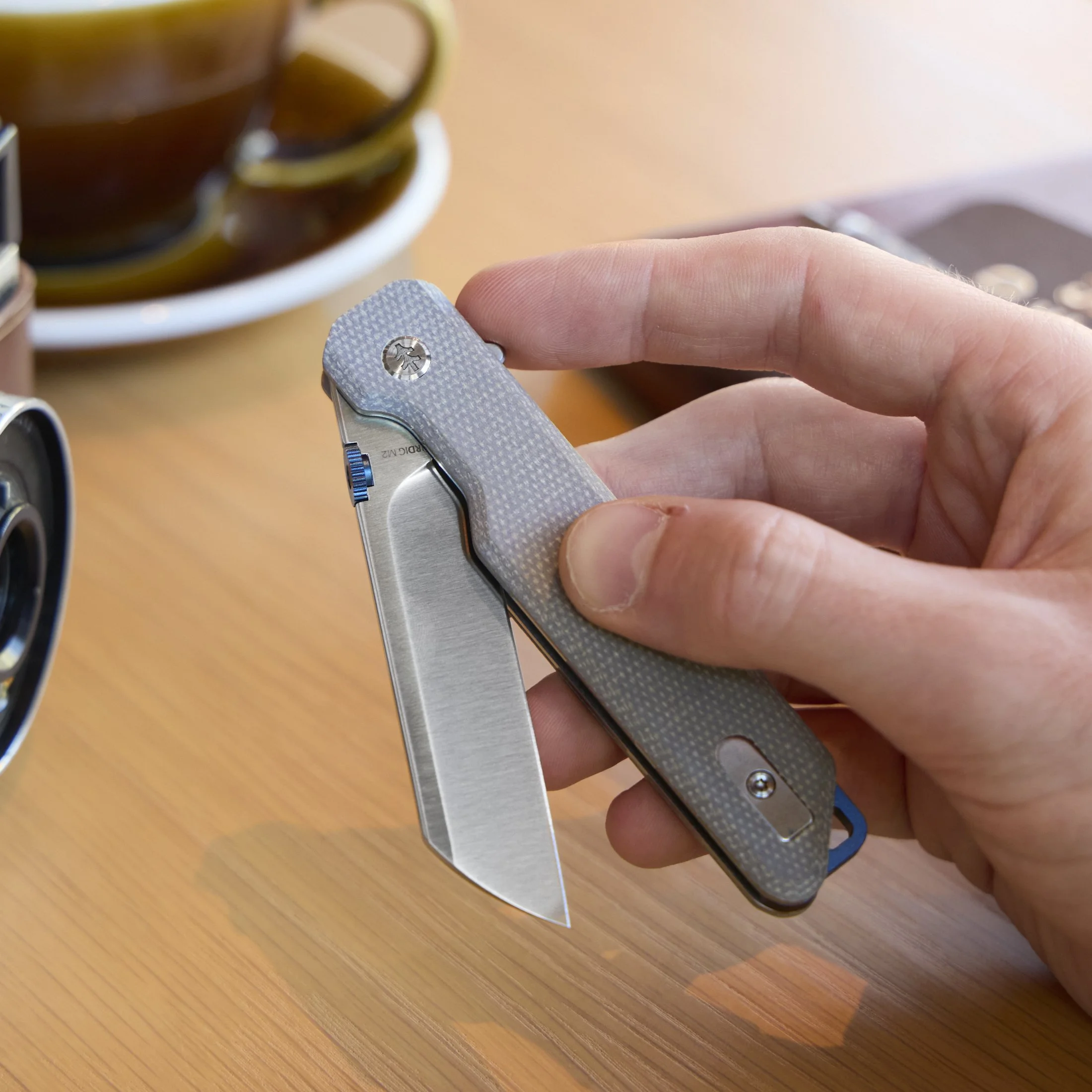 ST_Wurdig M2_Grey Micarta Sheepsfoot_PDP_06.jpg
