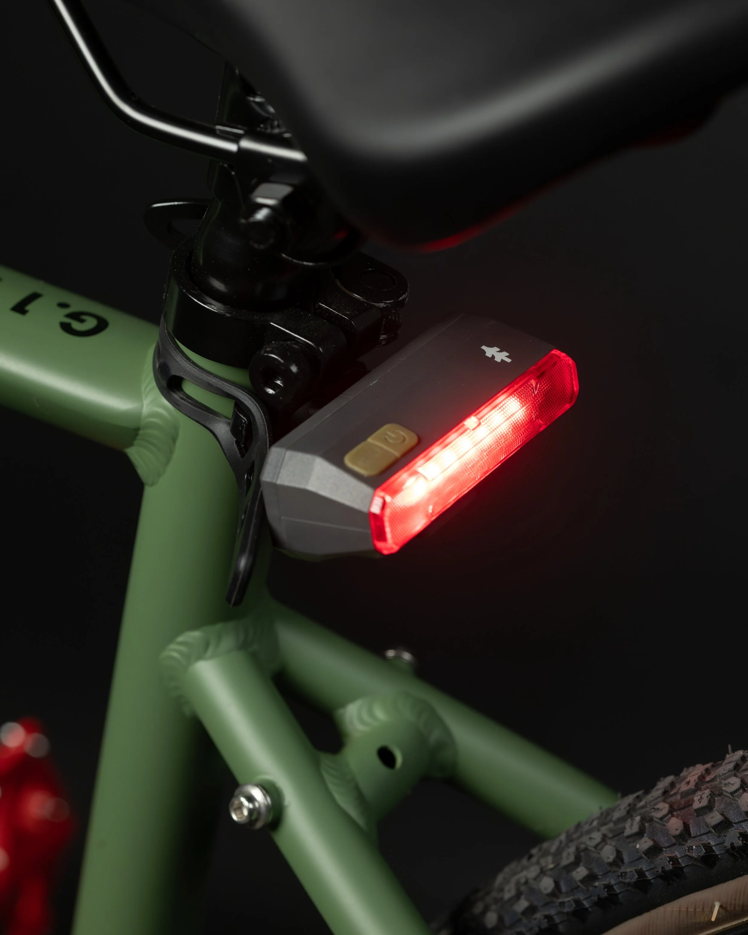 Umfassen - Vertical-6.jpg