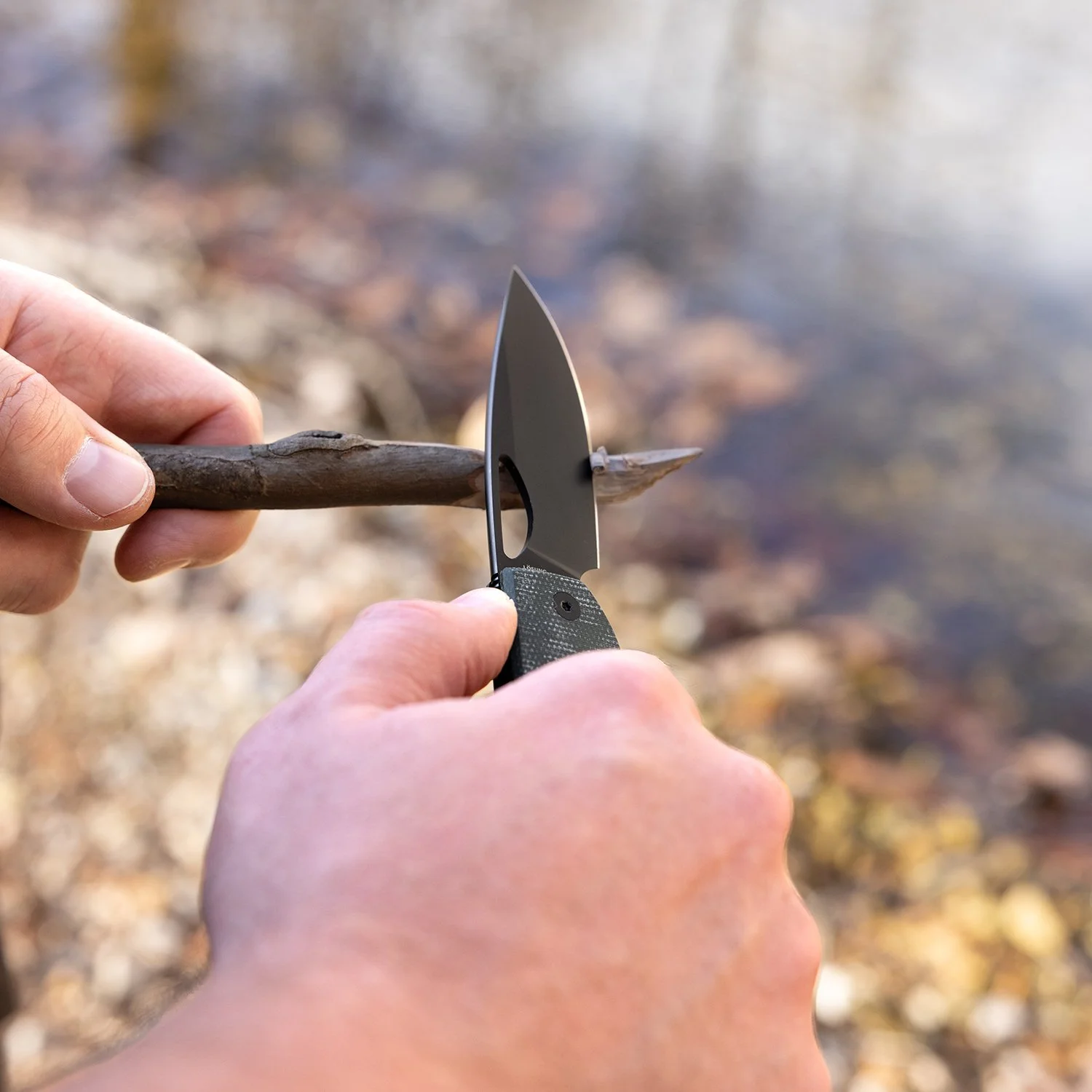 Losung_Spruce Micarta_Lifestyle_PDP-5.jpg