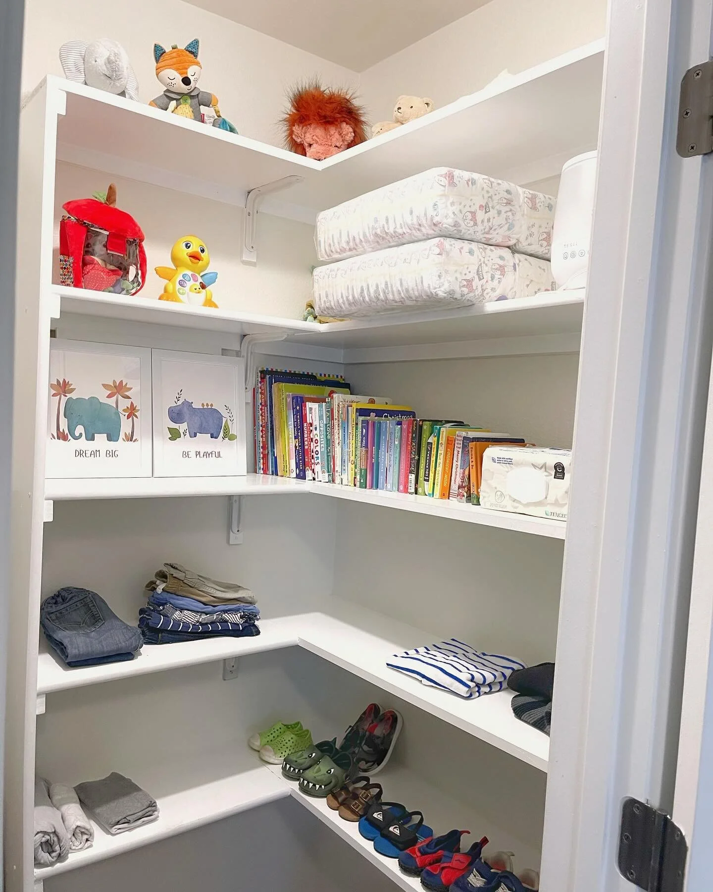 This was such a fun project - Full Baby Closet organization and Color Coding! 
&bull;
#organization #baby #closet #817 #eightseventeen #design #fyp #colorcoding #fall #ford #clean #fresh #organized #organizer