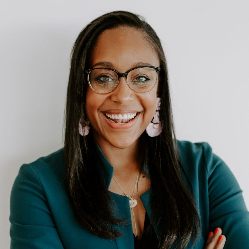 Amber Burkhart headshot