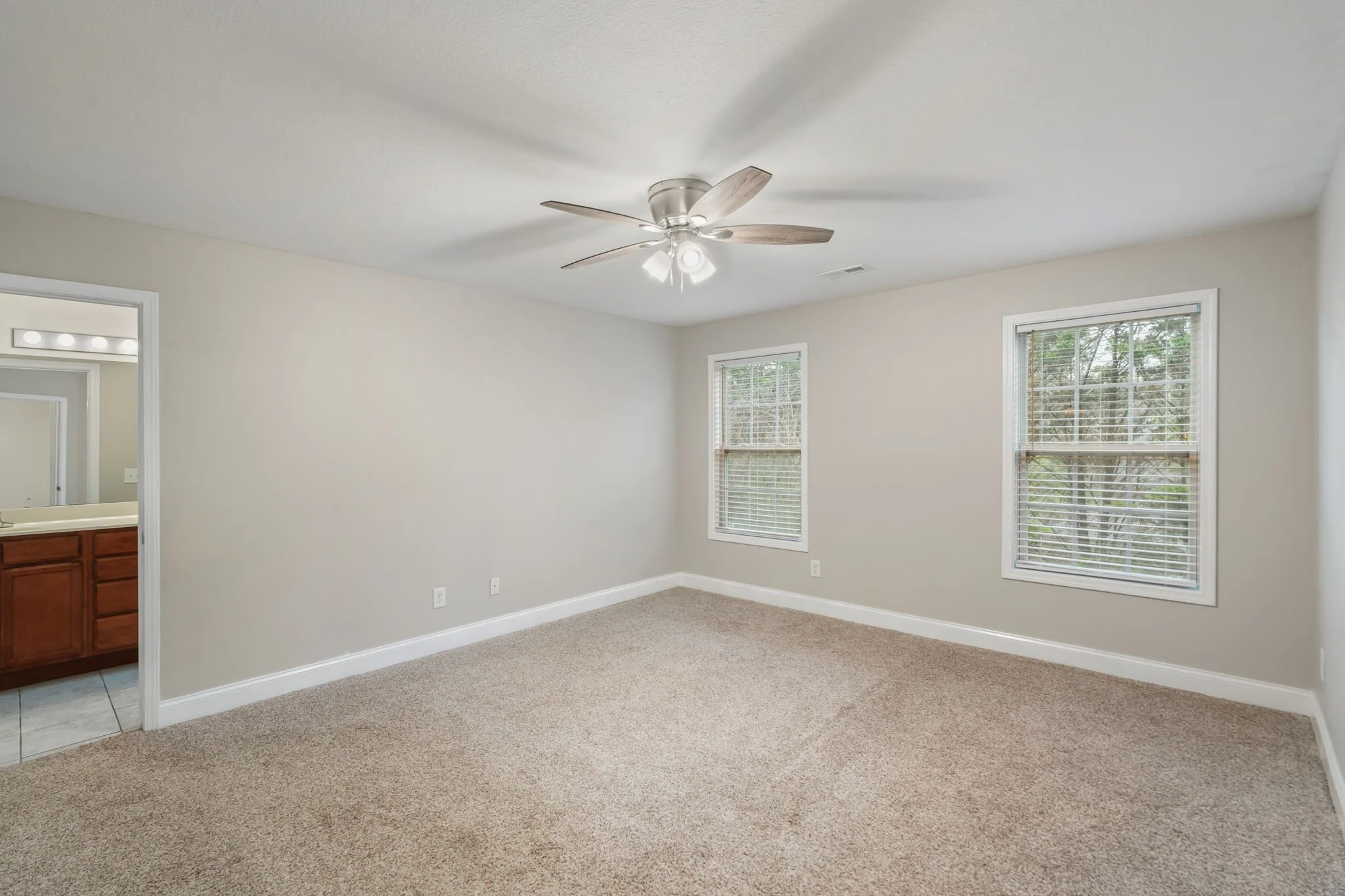 21-web-or-mls-8126 Broken Rock Lane-22.jpg