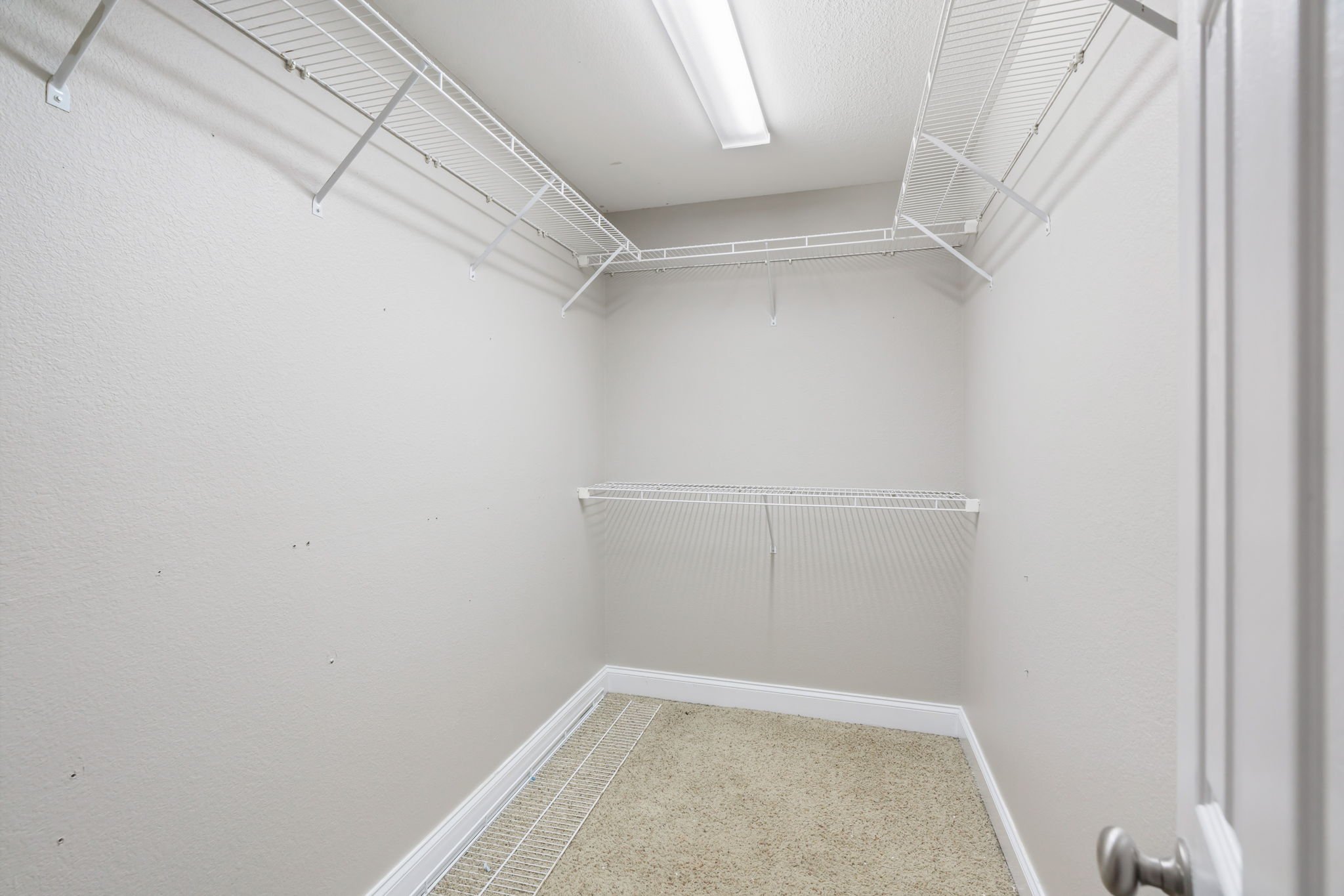 27-web-or-mls-8126 Broken Rock Lane-28.jpg