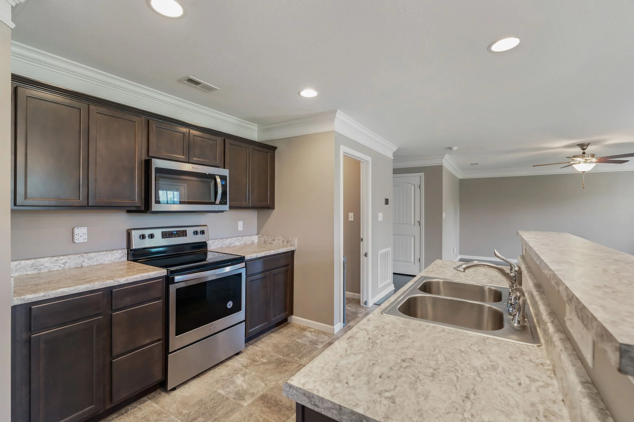 13-web-or-mls-7634 Dupree Road-14.jpg