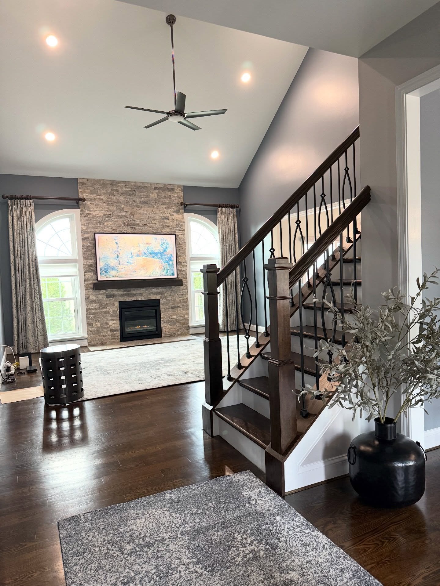 Not quite finished&hellip; but already feeling like home ✨

Even though we&rsquo;re not completely done, the progress in this family room makeover has been incredible (swipe ⬅️ to see the before pic) and it&rsquo;s proof that thoughtful design starts