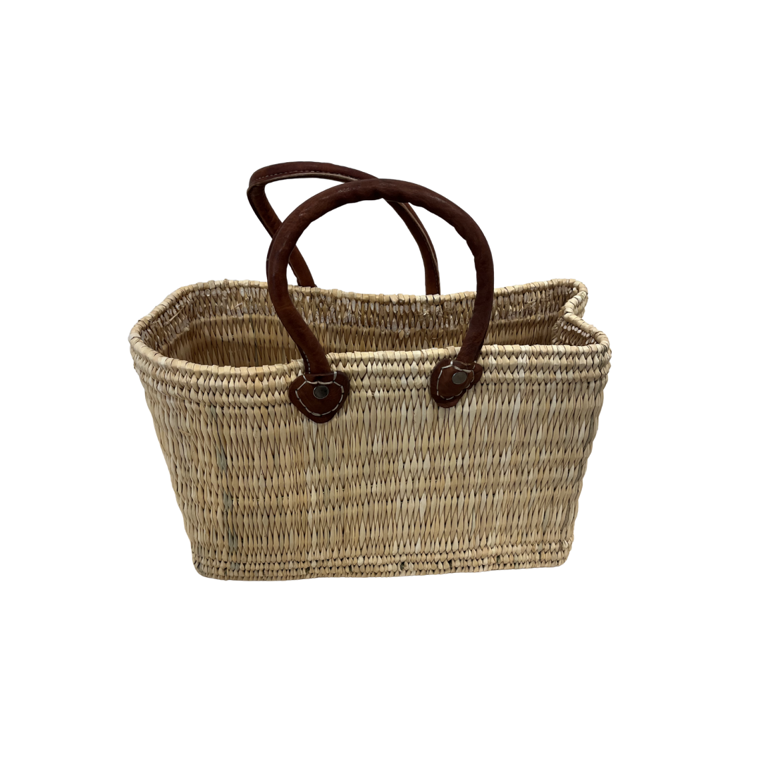 medium straw tote.png