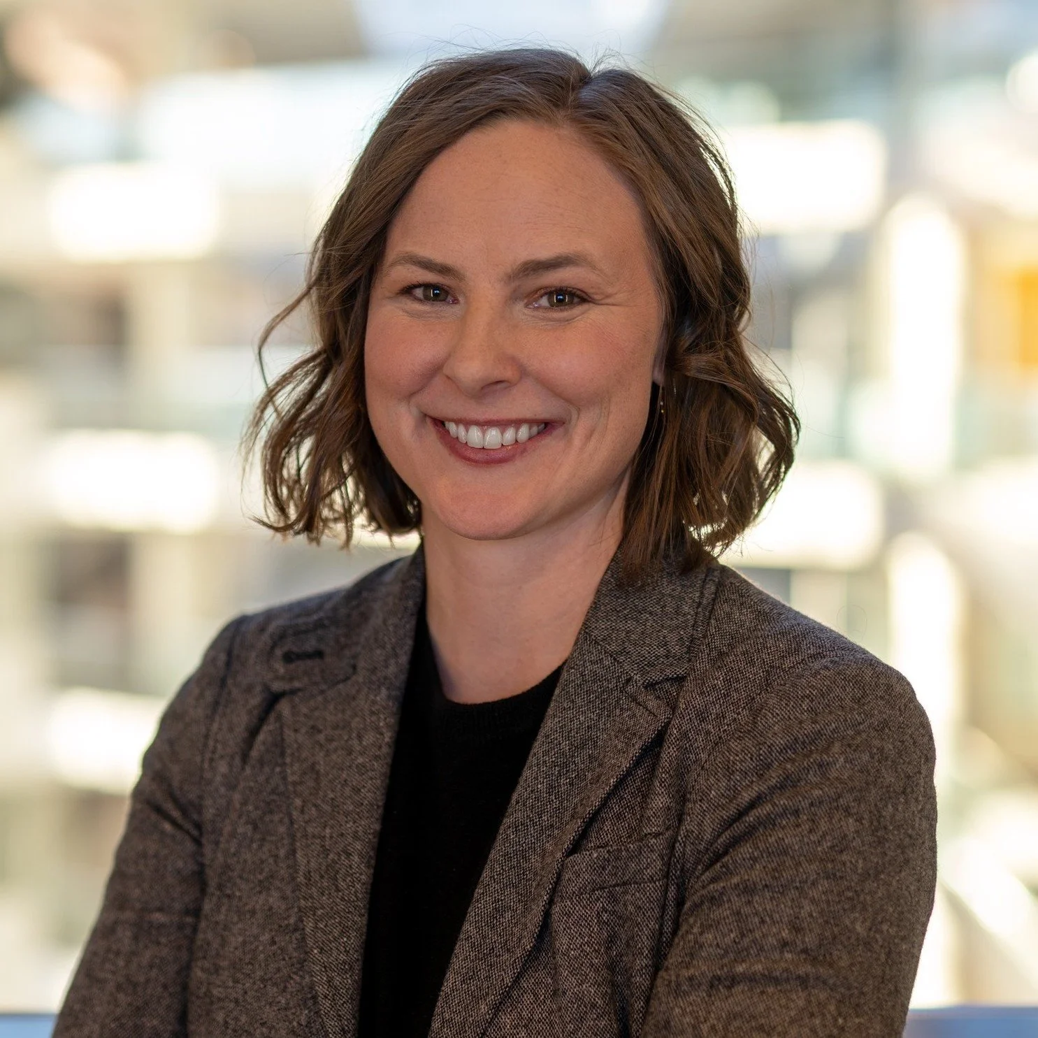 Lauren Fohl CWJ Headshot