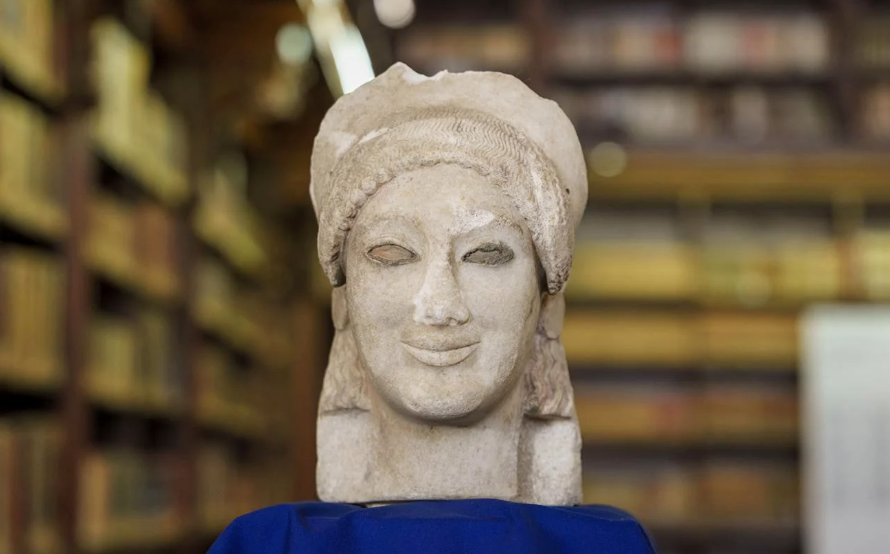 Greek kore sculpture found in Vulci