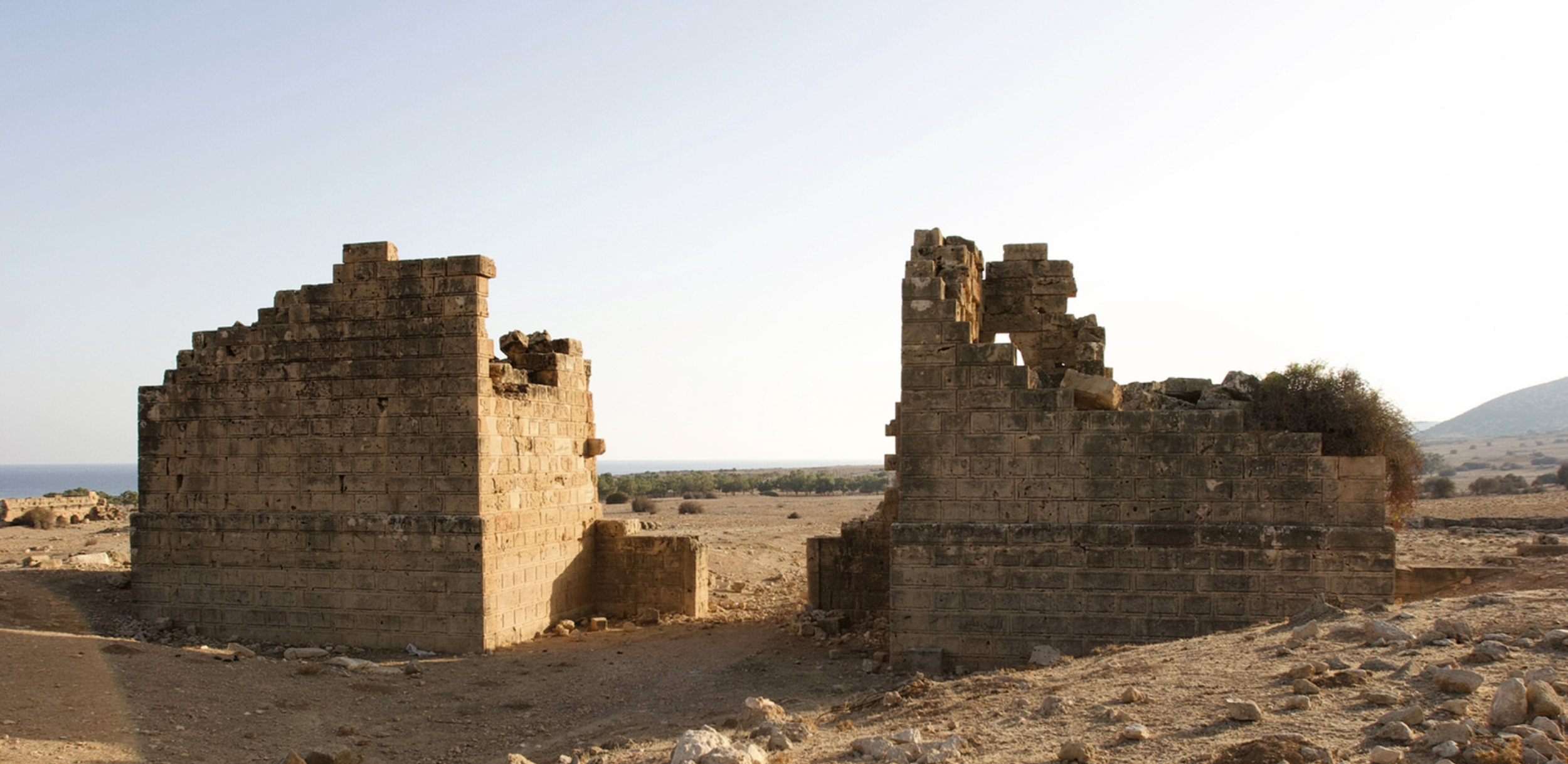 Ancient Greek Builders’ Marks Reveal Secrets of 2,000-Year-Old Gateway!
