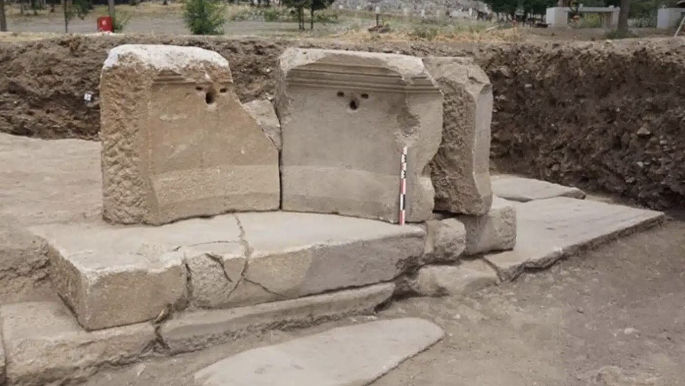 Fountain complex found in Philippi