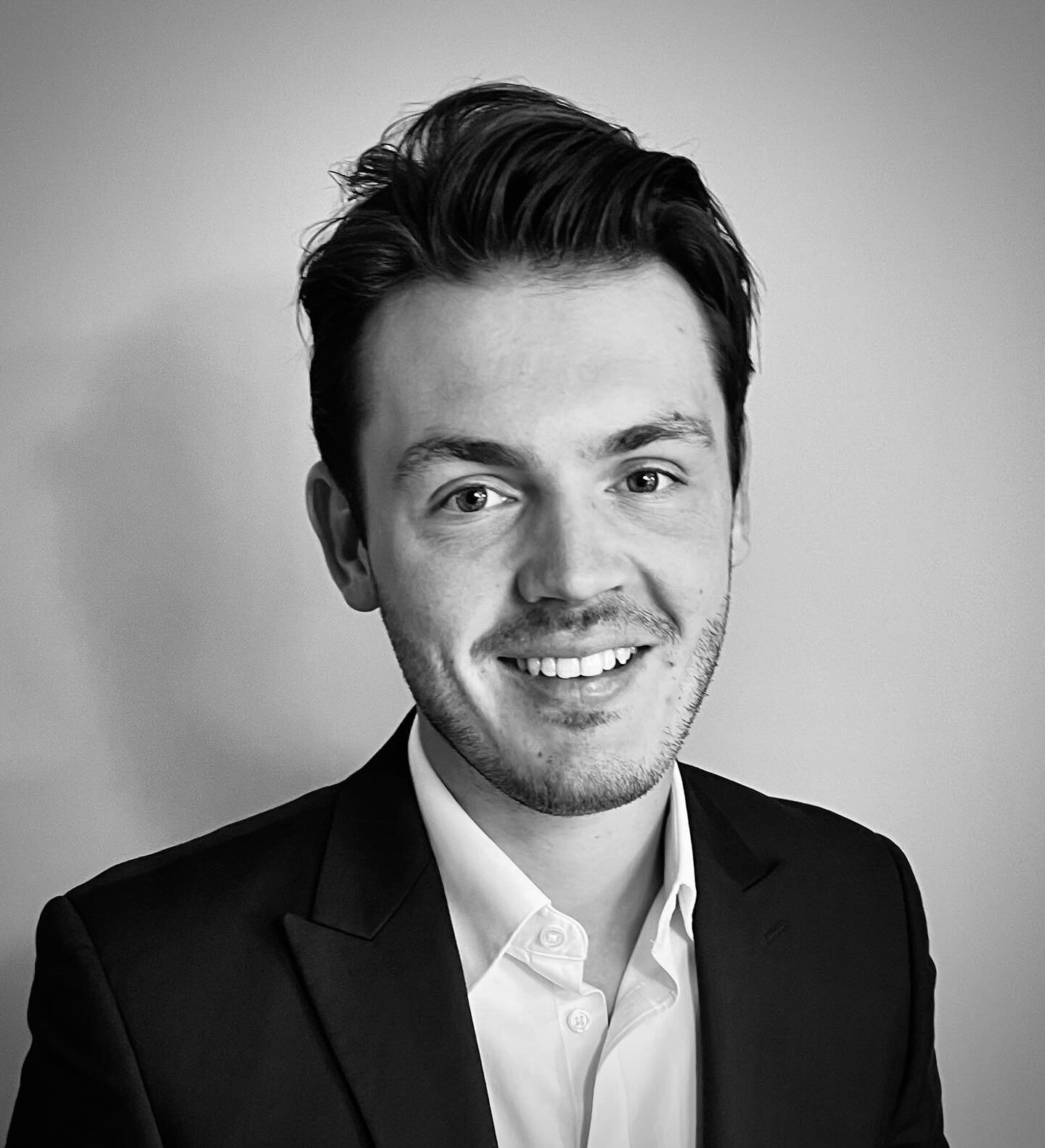 👋 Meet the founder of Warby Property Search, Max Warby.

Max is a property professional with over twelve years experience. Prior to launching WPS he worked for some of the most respected property companies within the industry. 

Over the course of h