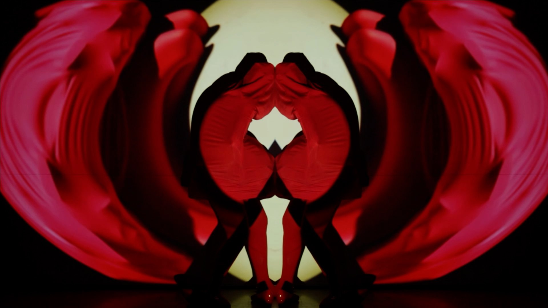 Mov 11.mp4.00_02_12_17.Still001.jpg