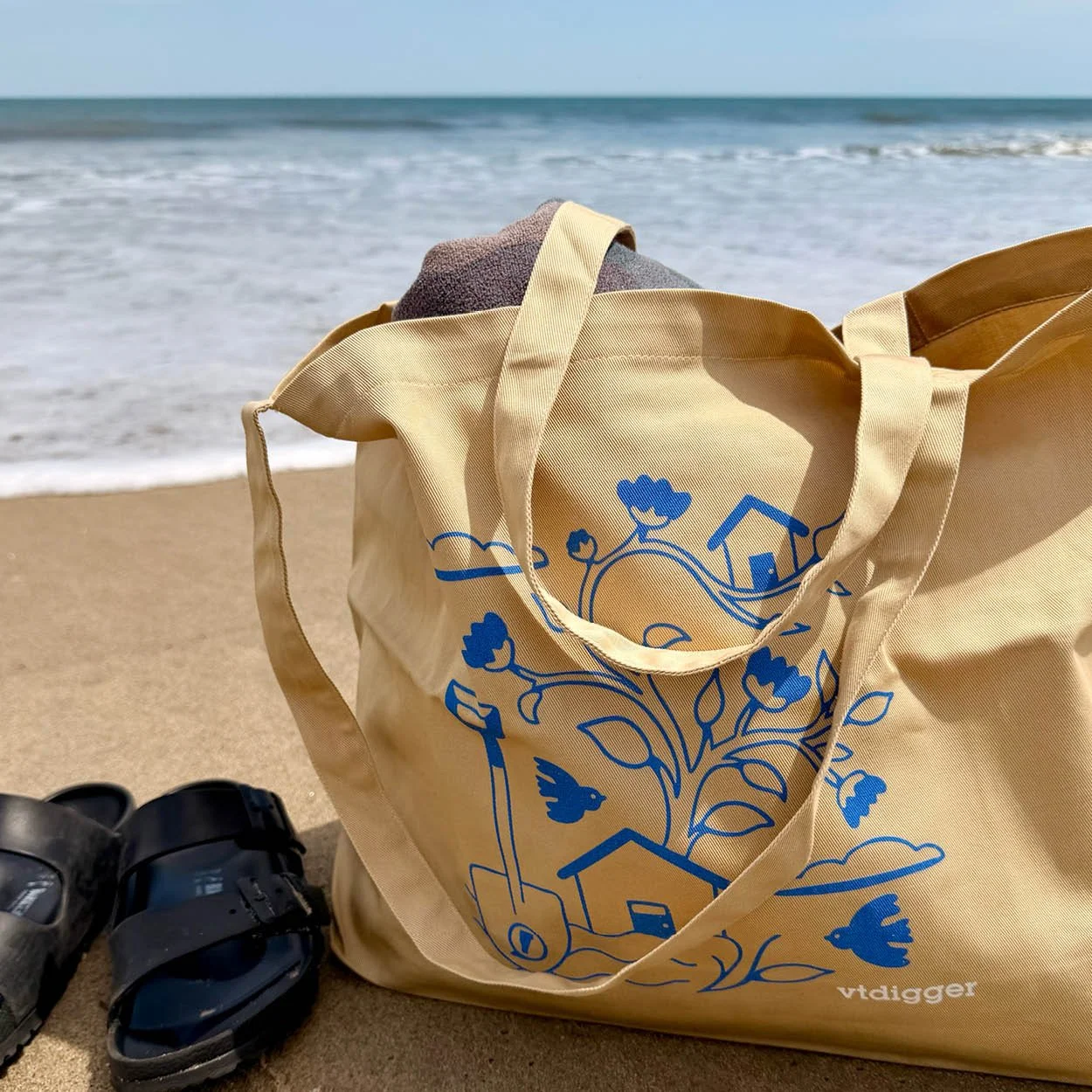 Vermont Roots large tote bag