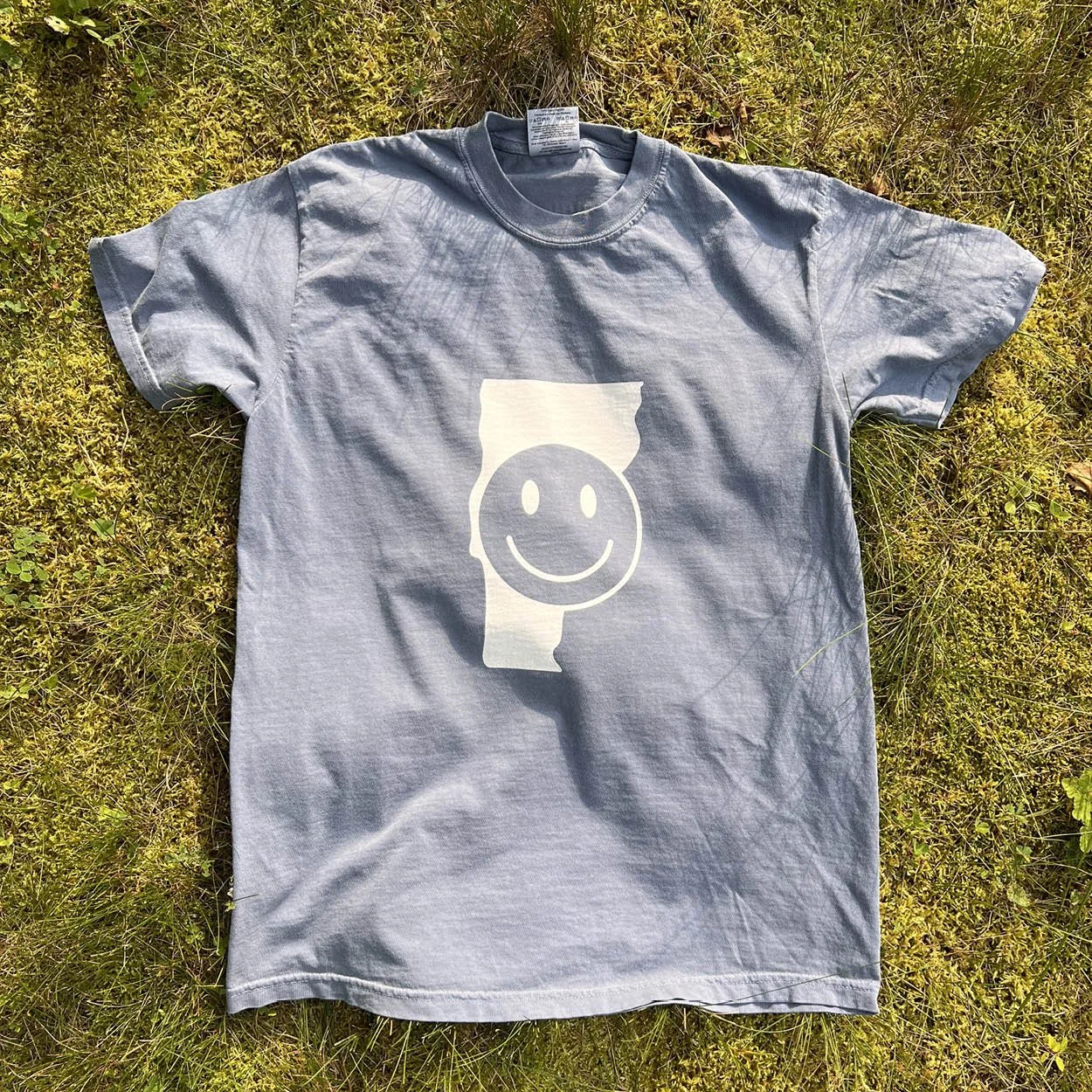 Happy Place t-shirt (multiple colors)