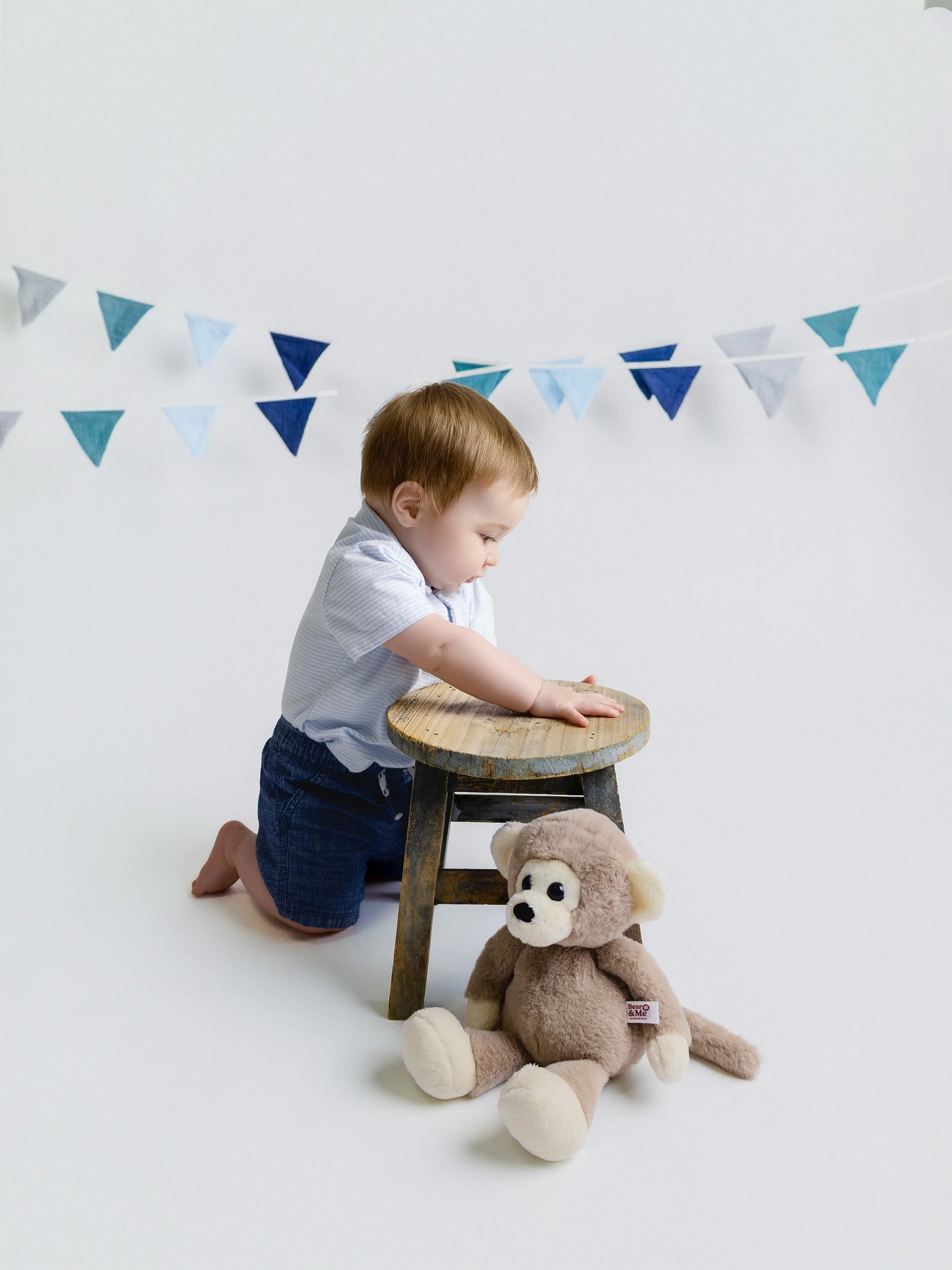 How do I already have a 9 month old? Time flies!

Sweet Colin had so much fun during his milestone session, especially while playing with his favorite toy. 

Bringing a few of your child&rsquo;s favorite toys or books to their milestone session is al