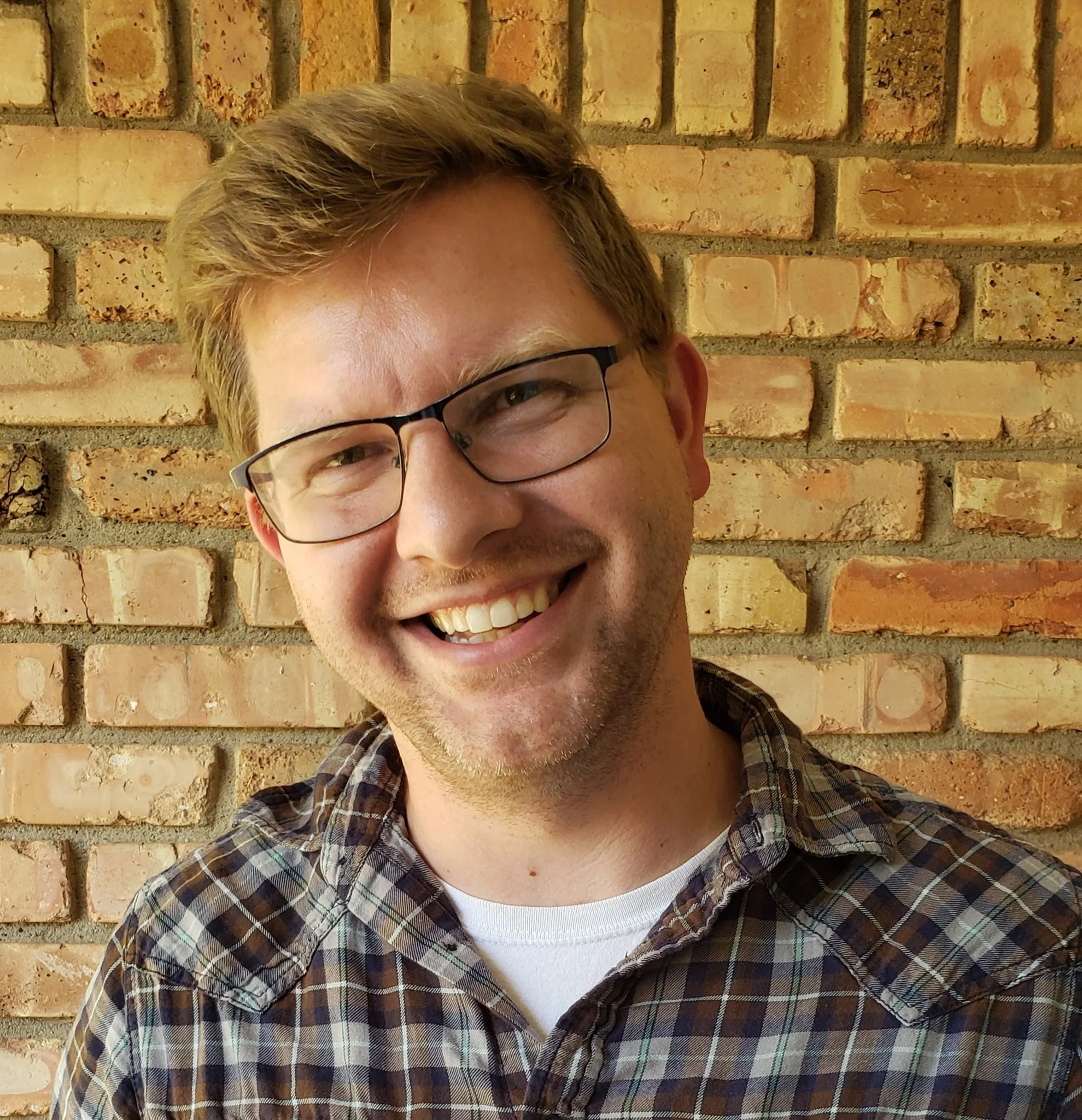 Meet The Troupe — Folding Chairs Comedy Troupe