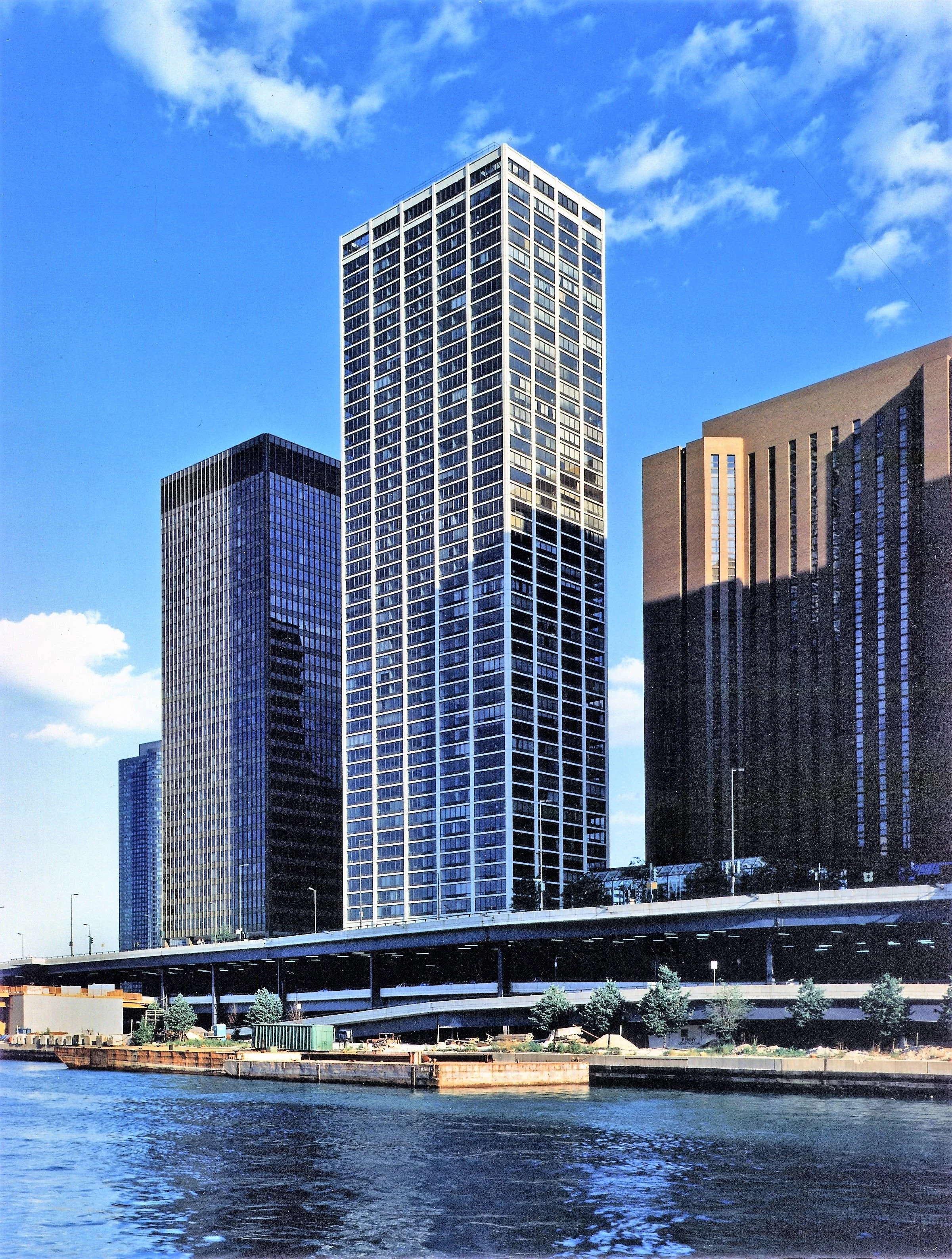 Columbus Plaza