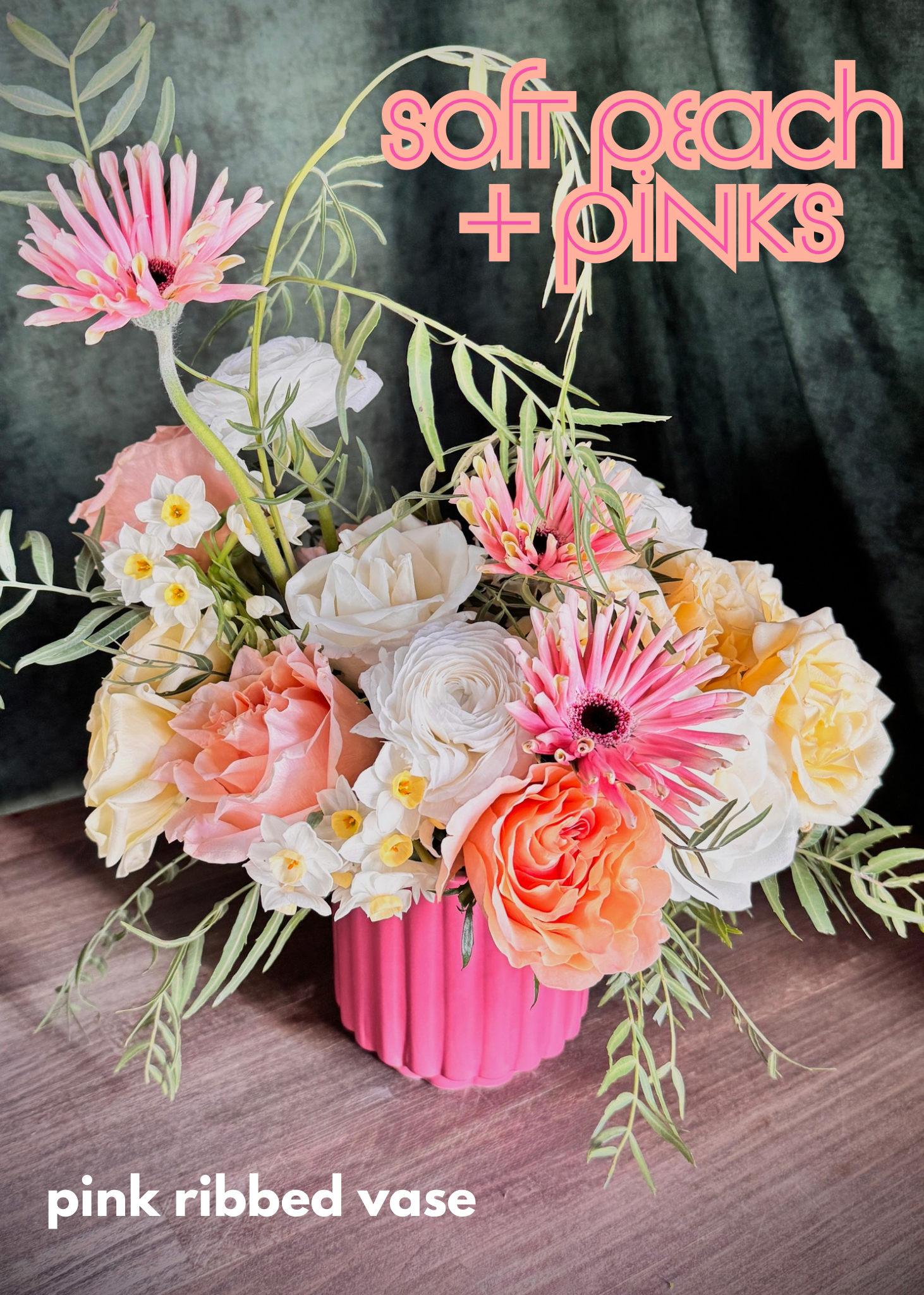 soft romantic peachy valentine flower bouquet arrangements