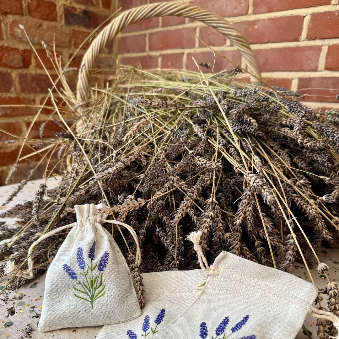From summer&rsquo;s scent to autumn&rsquo;s rest 🌿
We&rsquo;ve been giving the last of our summer lavender a second life - hand-filled little bags of calm to tuck under pillows, into drawers, or keep close for a moment of rest.  Recycling summer&rsq