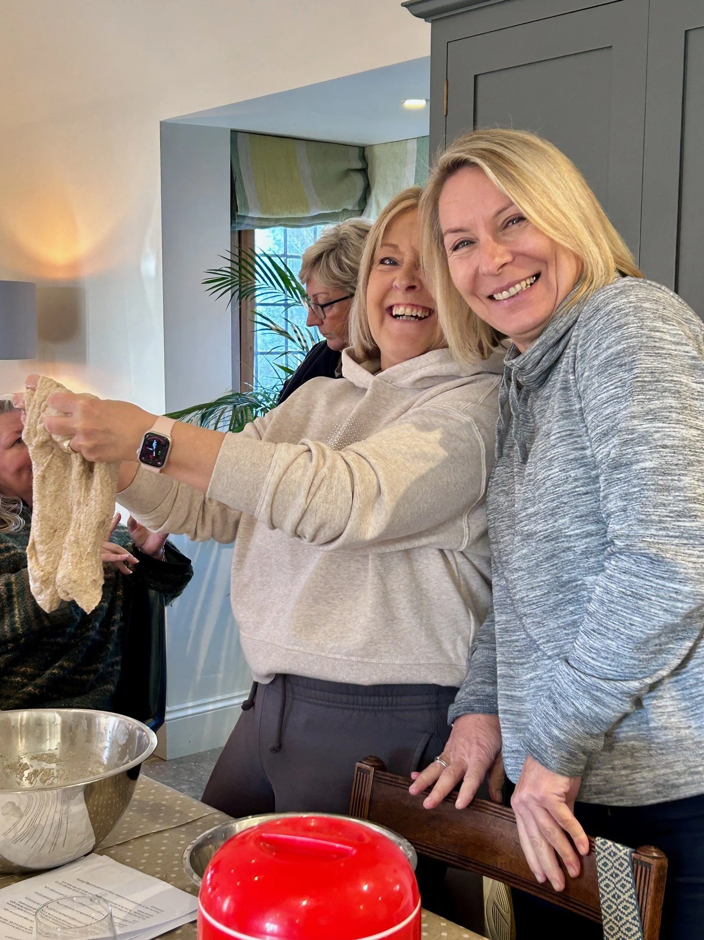 Nourish &amp; Ferment for Gut Health 🌿
Sourdough &amp; Kimchi Workshop with Kev Palmer of Fire, Ferment &amp; Smoke - 
Friday 13th March.

We&rsquo;re delighted to welcome Kev Palmer @FireFermentSmoke back to Shore Hall.

Kev has led several much-lo