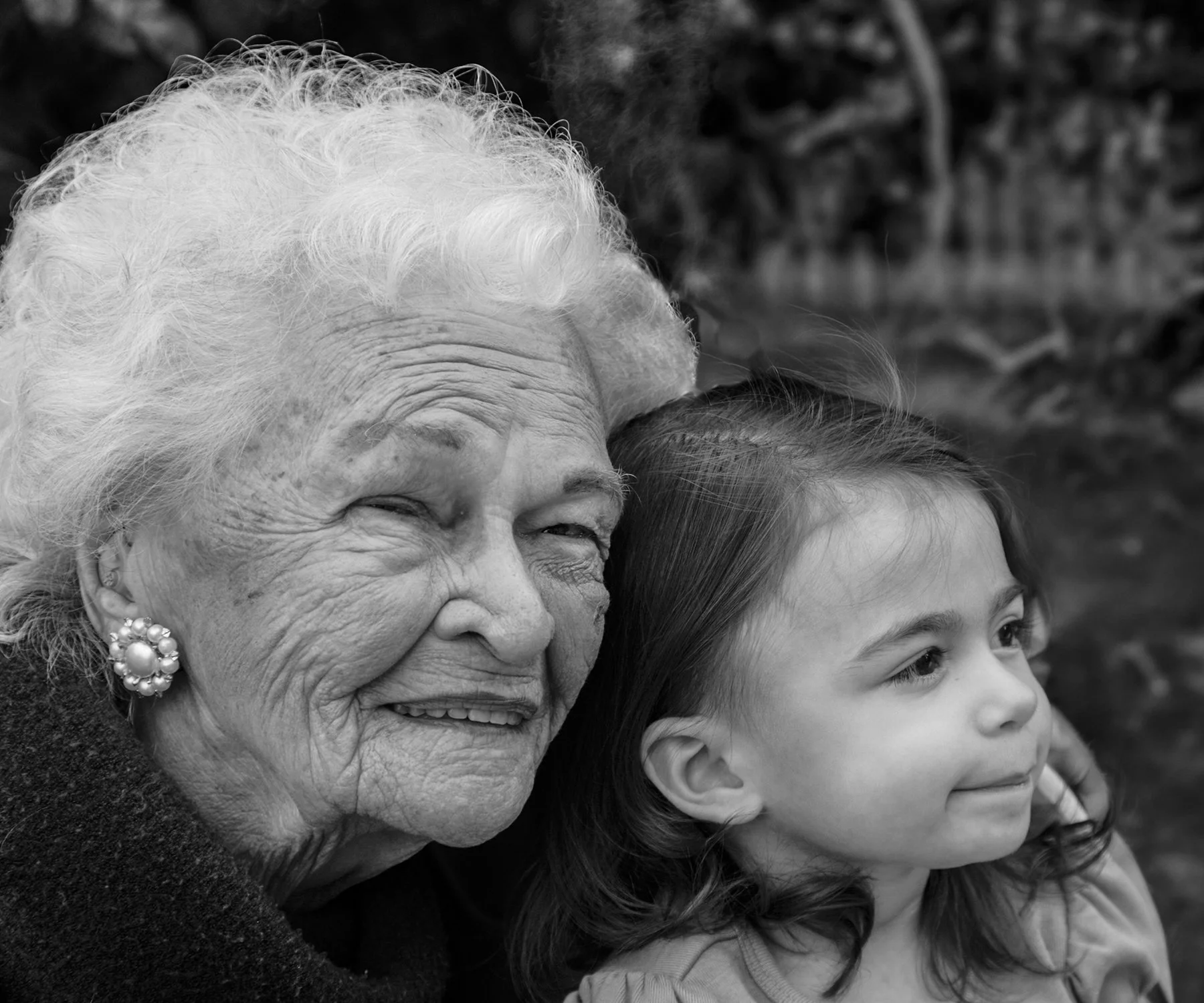 professional black and white portrait of great grandmother and child.JPG