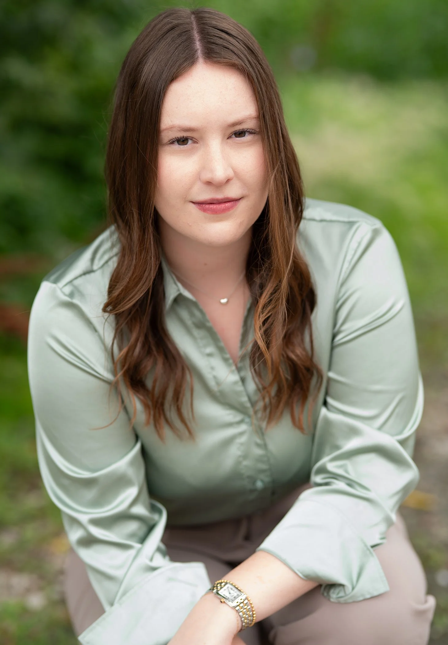 female real estate executive outdoor natural light portrait.JPG