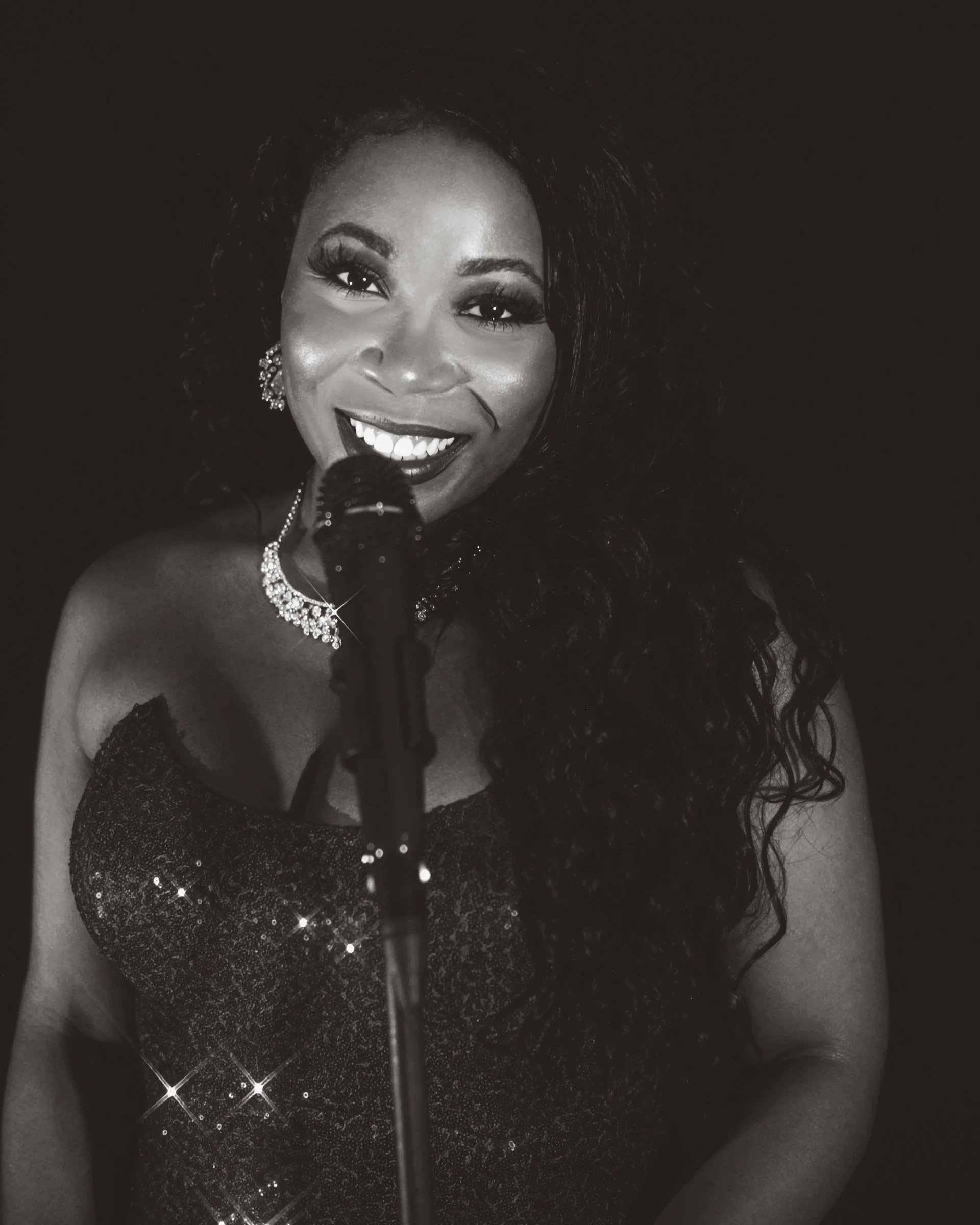 J'Nique Nicole, vocalist