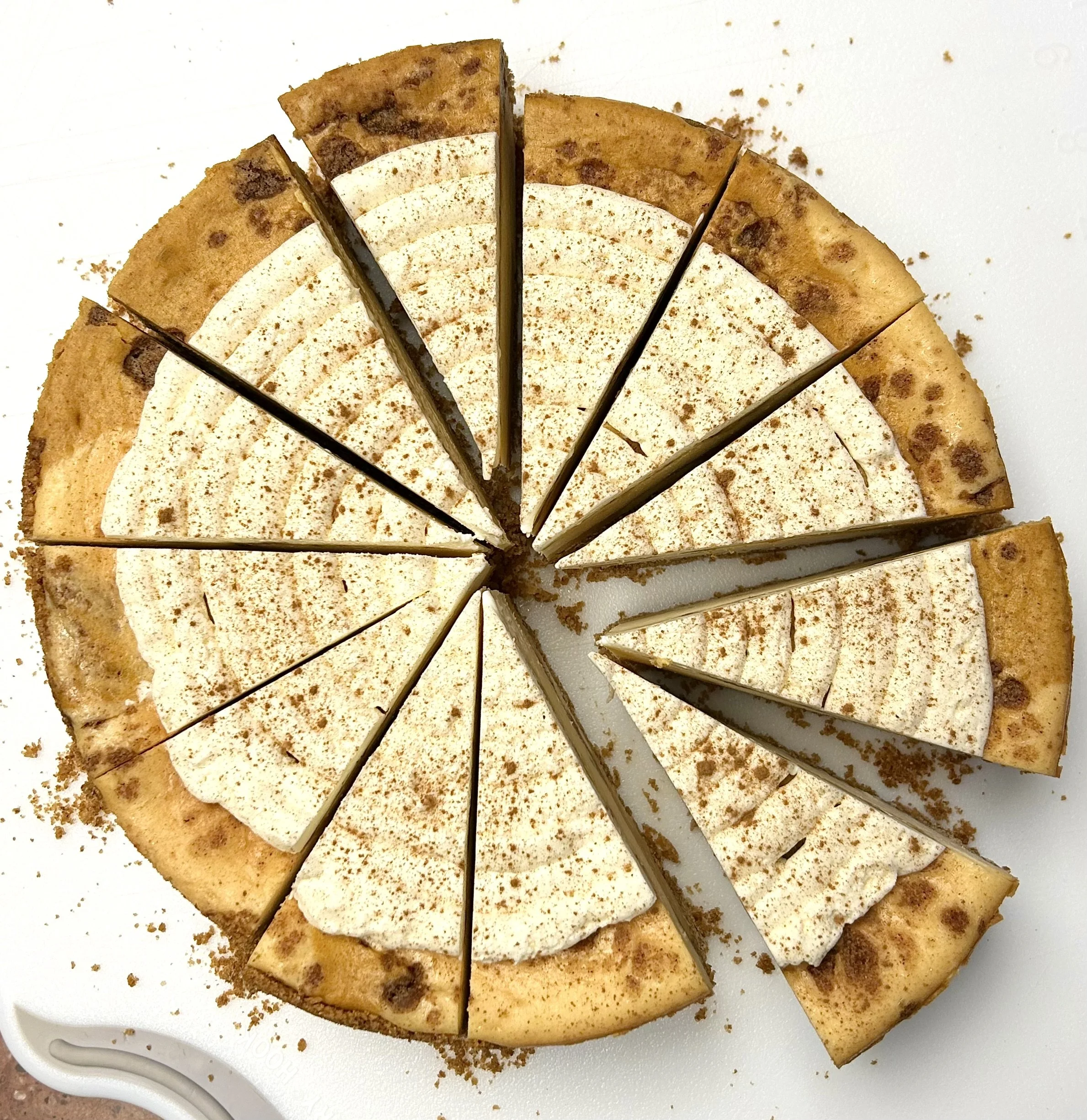 Pumpkin Cinnamon Roll Cheesecake