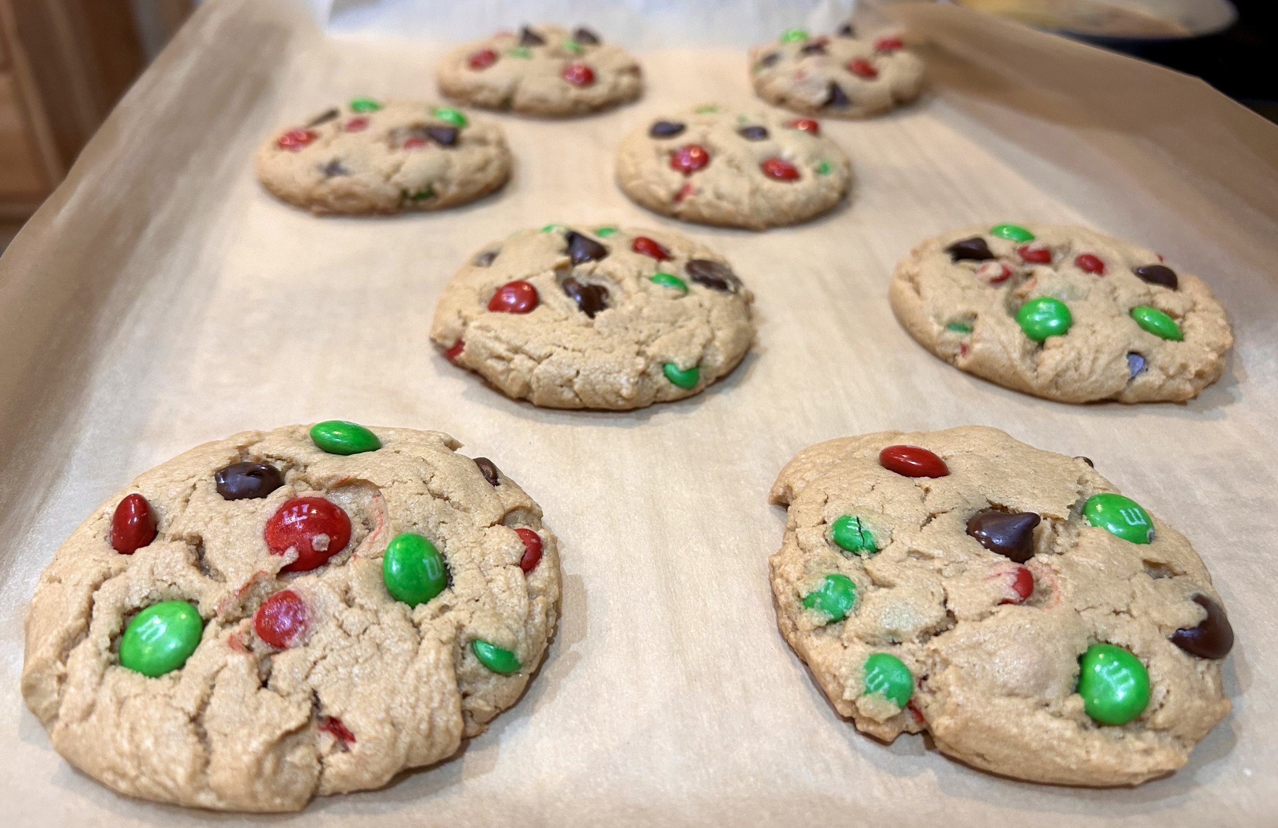 Peanut Butter Chocolate Chip Christmas Cookies