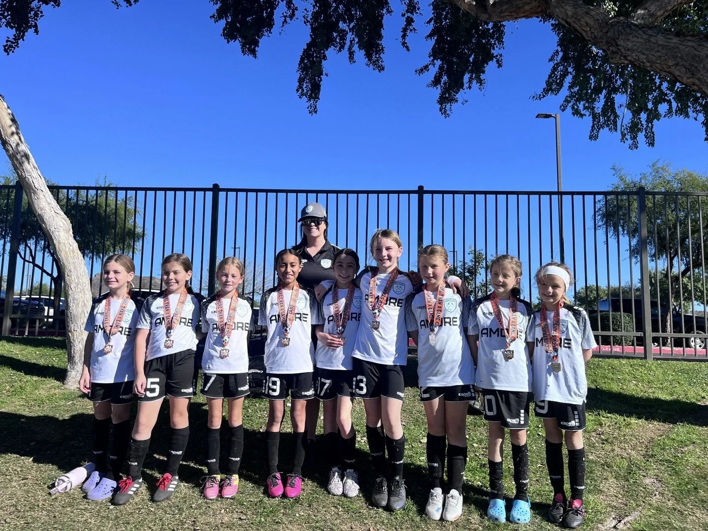 The Amore 2016 Girls took home 2nd place at the Champions Cup this weekend! They played lights-out soccer all tournament long, falling just one point short of the championship. Well done ladies!