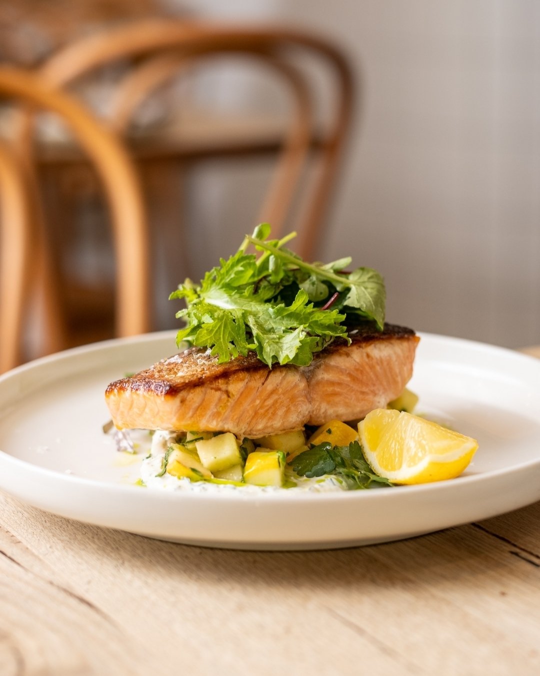 You don&rsquo;t want to miss this one ...

Salmon Fillet. Yellow squash. Herb labneh. Witlof. Mint.
 
 
 
 
 
 
 
 
 
 
 
 
 
 
#kin #kincafeburraneer #sutherlandshire #brunchspotsinsydney #sydneybrunchspot #sydneyfoodie #sydneycafescene #SHIRESCOUT 