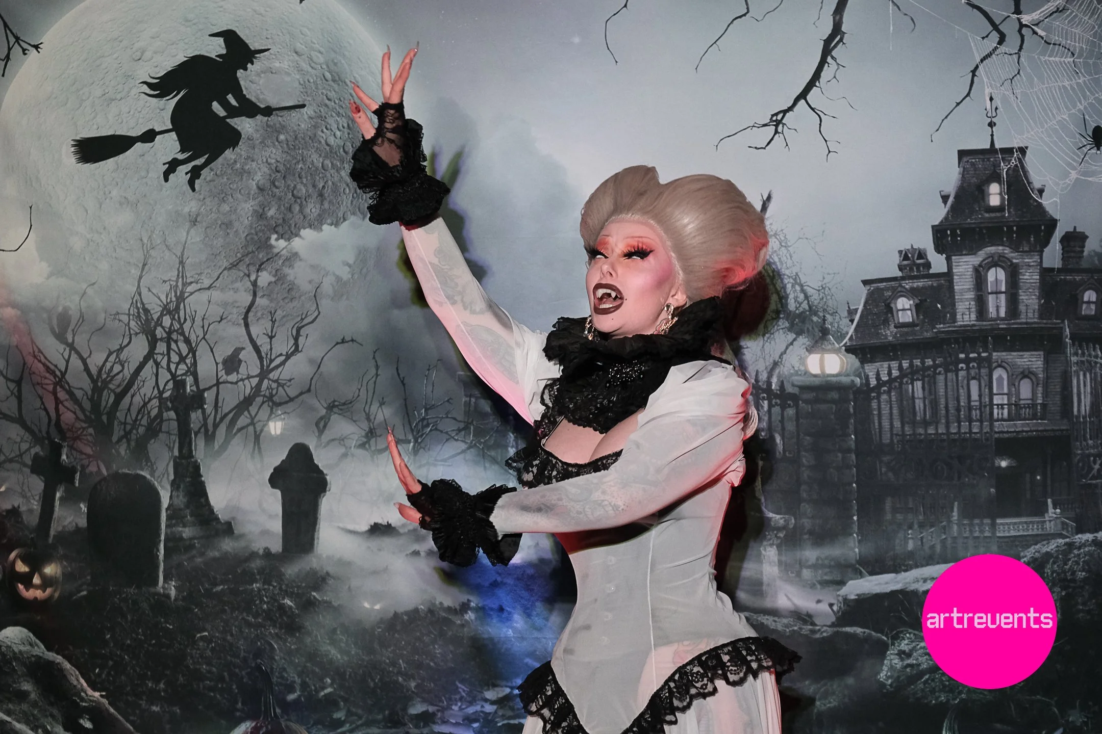 Divas & Brews Halloween Ball-039.jpg