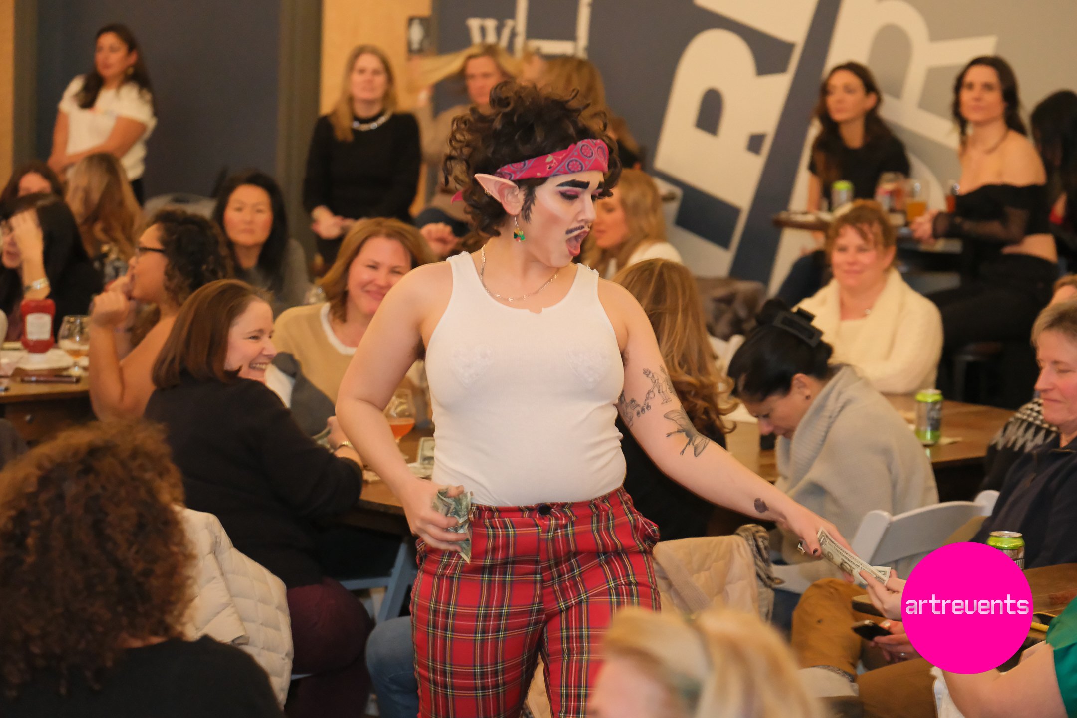 Divas & Brews #10-077.jpg