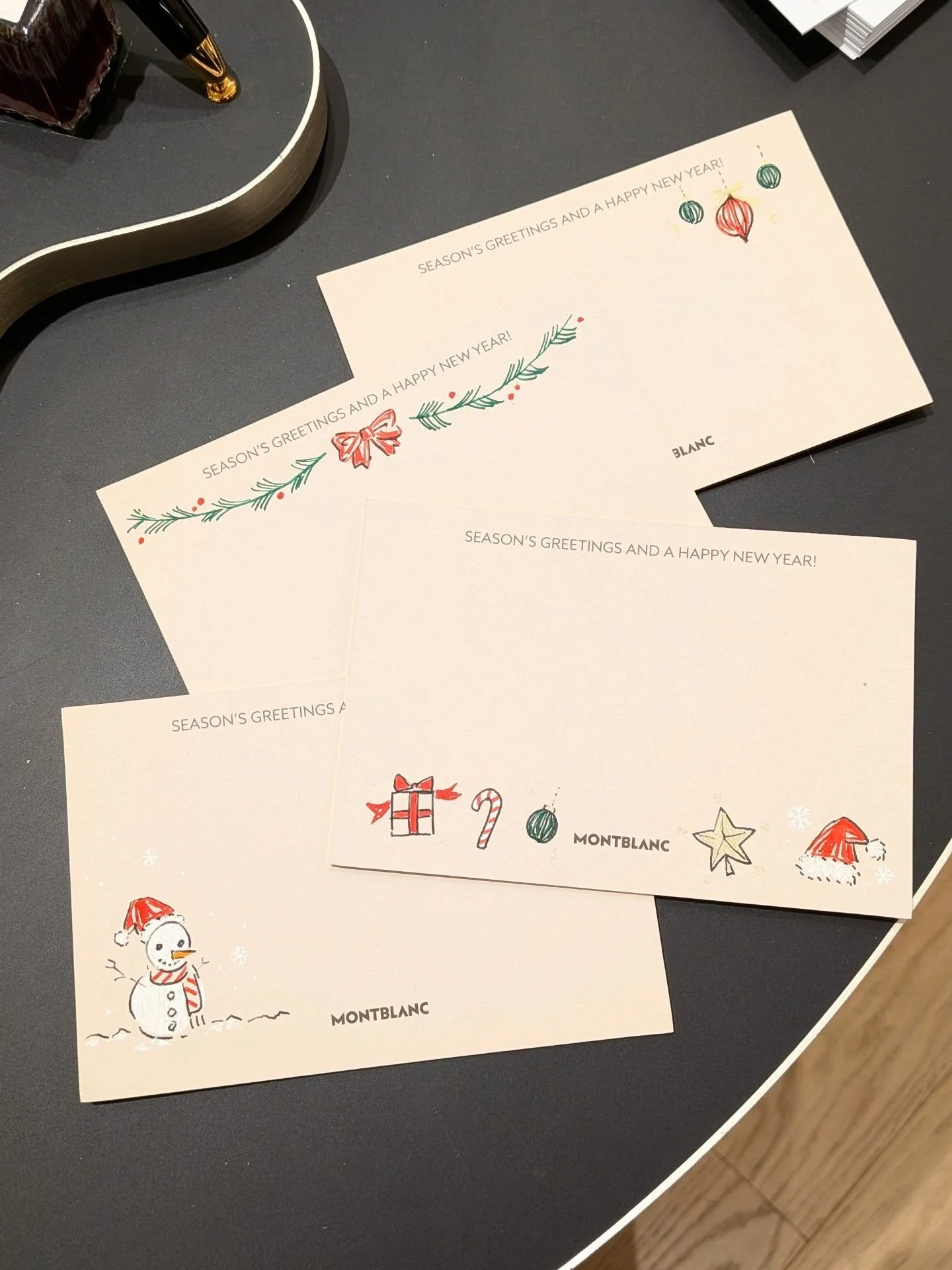 Merry Christmas and Happy New Year! When I look back on 2025, I feel so lucky to have had so many amazing opportunities and new experiences - interstate jobs, my first expo, dream clients, events with multiple illustrators, briefly starting a sketch 