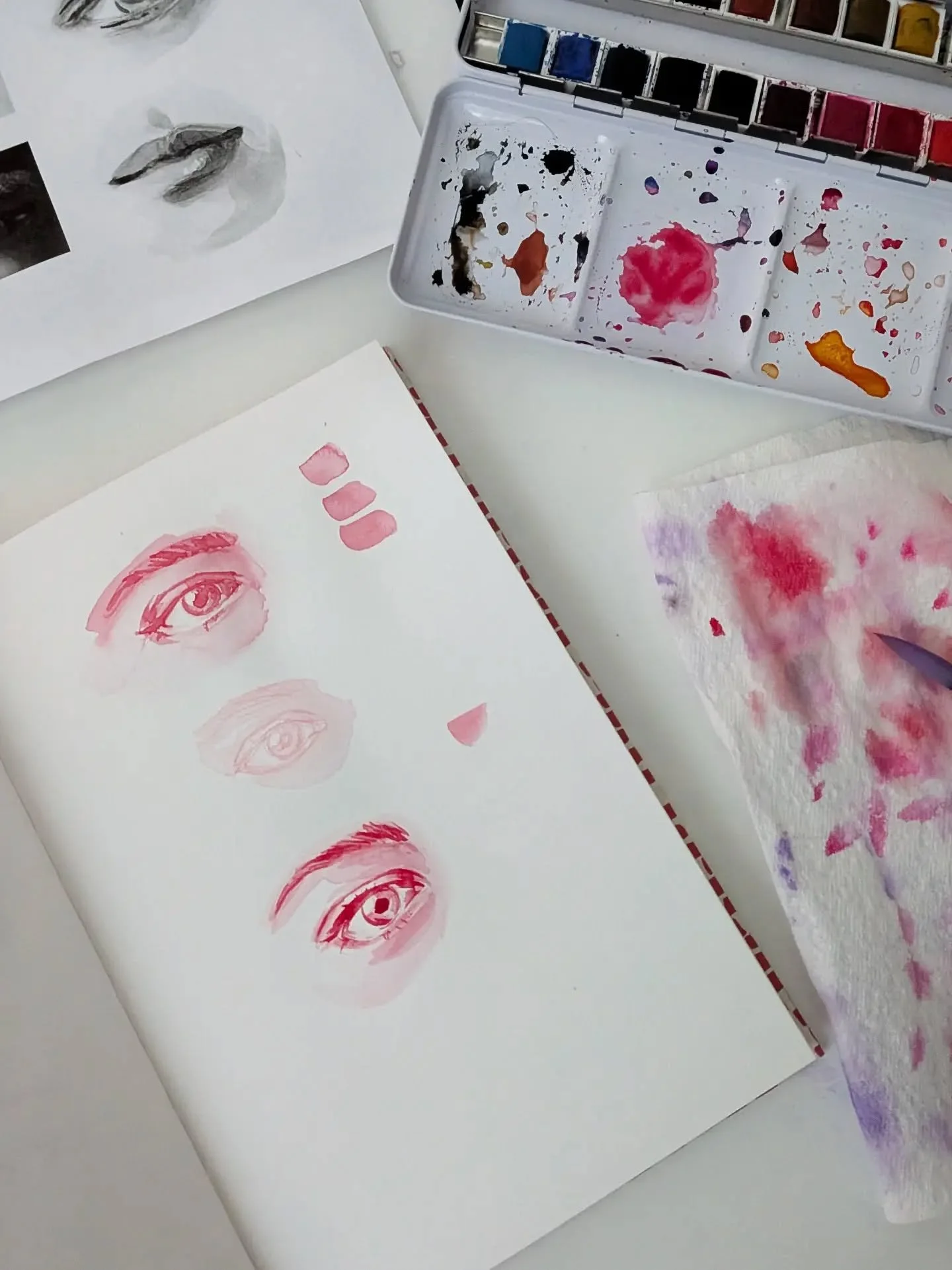 Recent painting practice 🎨

Yes I'm an illustrator who can't use watercolour! I normally draw with alcohol markers and pencil and I'm finally committing to learning a new medium this year. Follow along to see how I go and if you're learning somethin