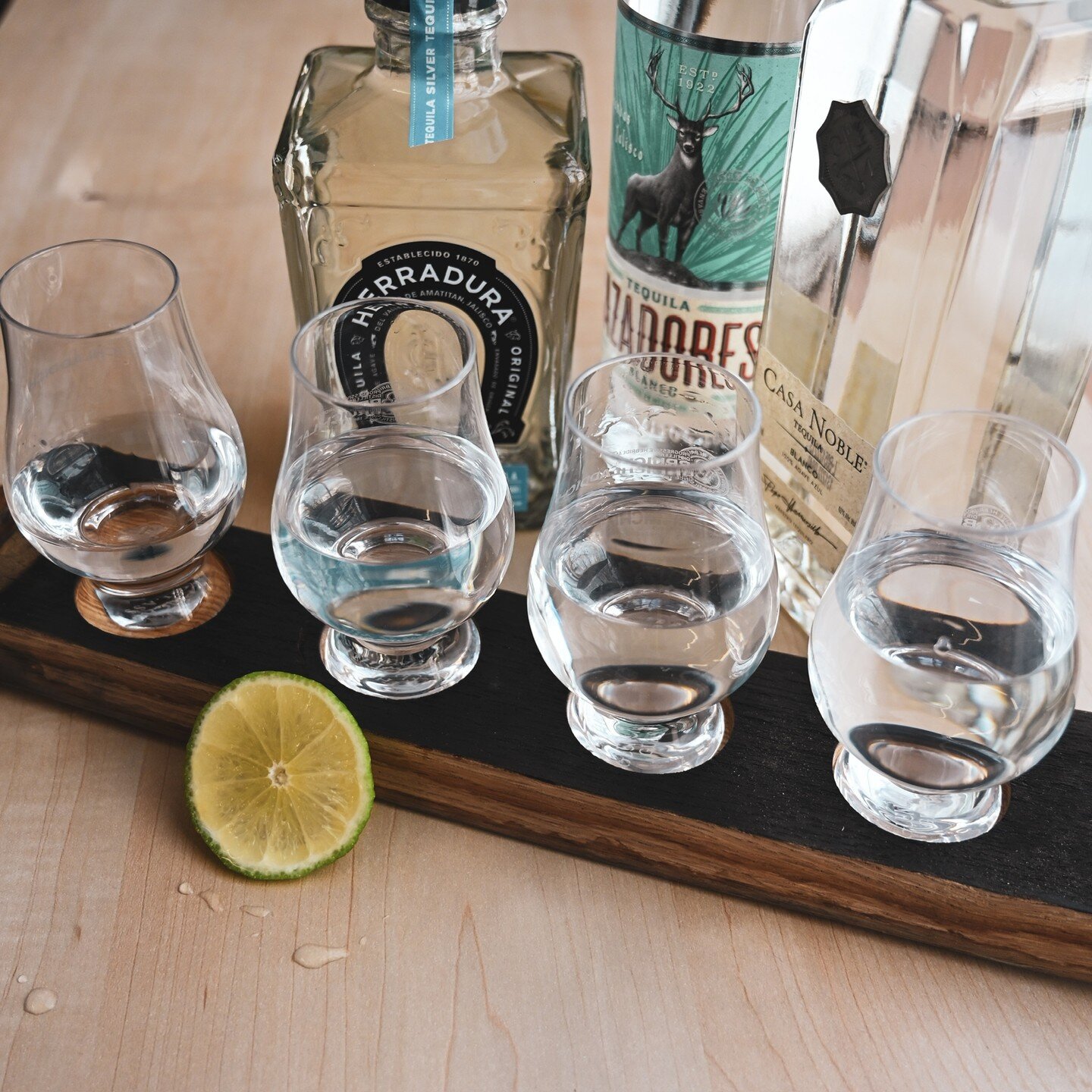 Bootlegger's Tasting Series! Kicking it off with a Blanco tequila tasting on March 19th at Plonk! Learn and understand the distinction between the four different types of tequilas, explore art of crafting the perfect margarita and MORE!
.
.
.
#privat