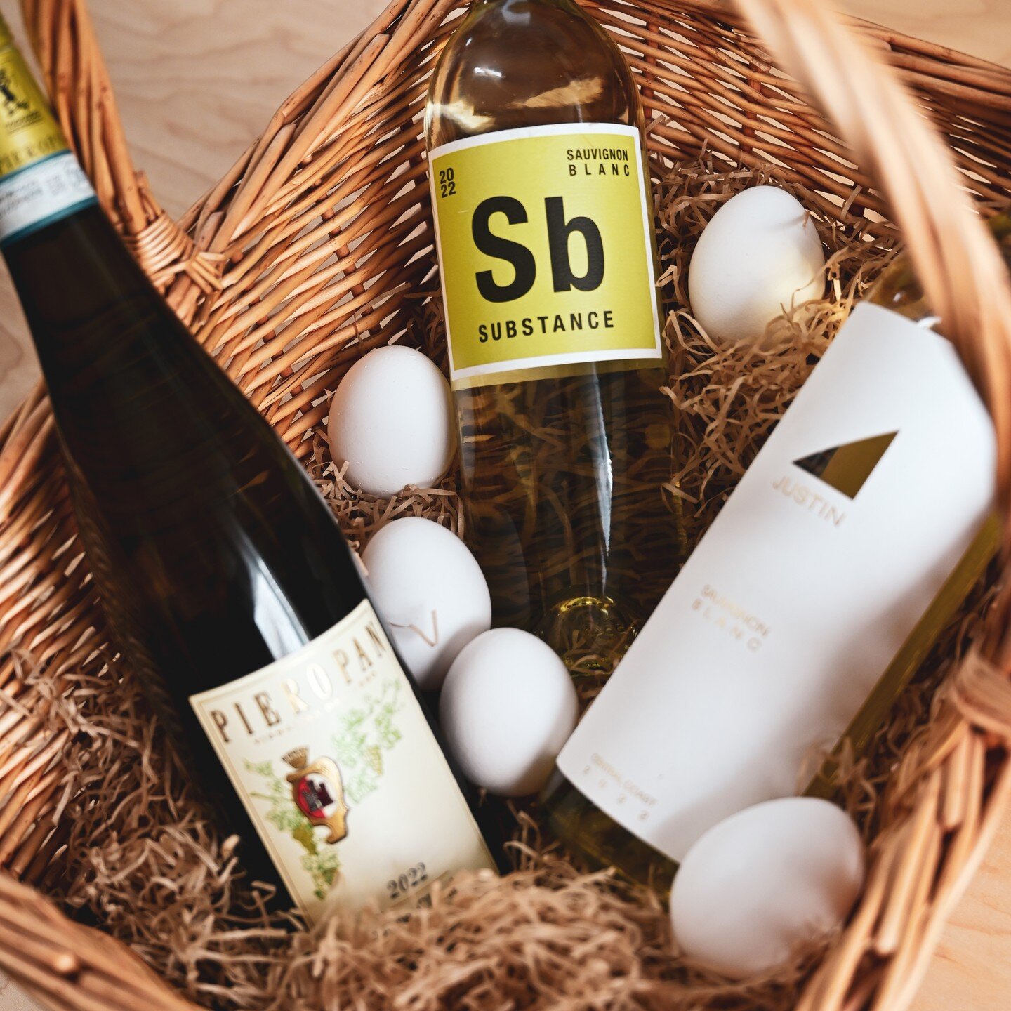 What Easter Basket is complete without something for the parents? Happy Easter everyone 🐰
.
.
.
#privateselection #EastMain #shoplocal #locallyowned #bozeman #wine #easter