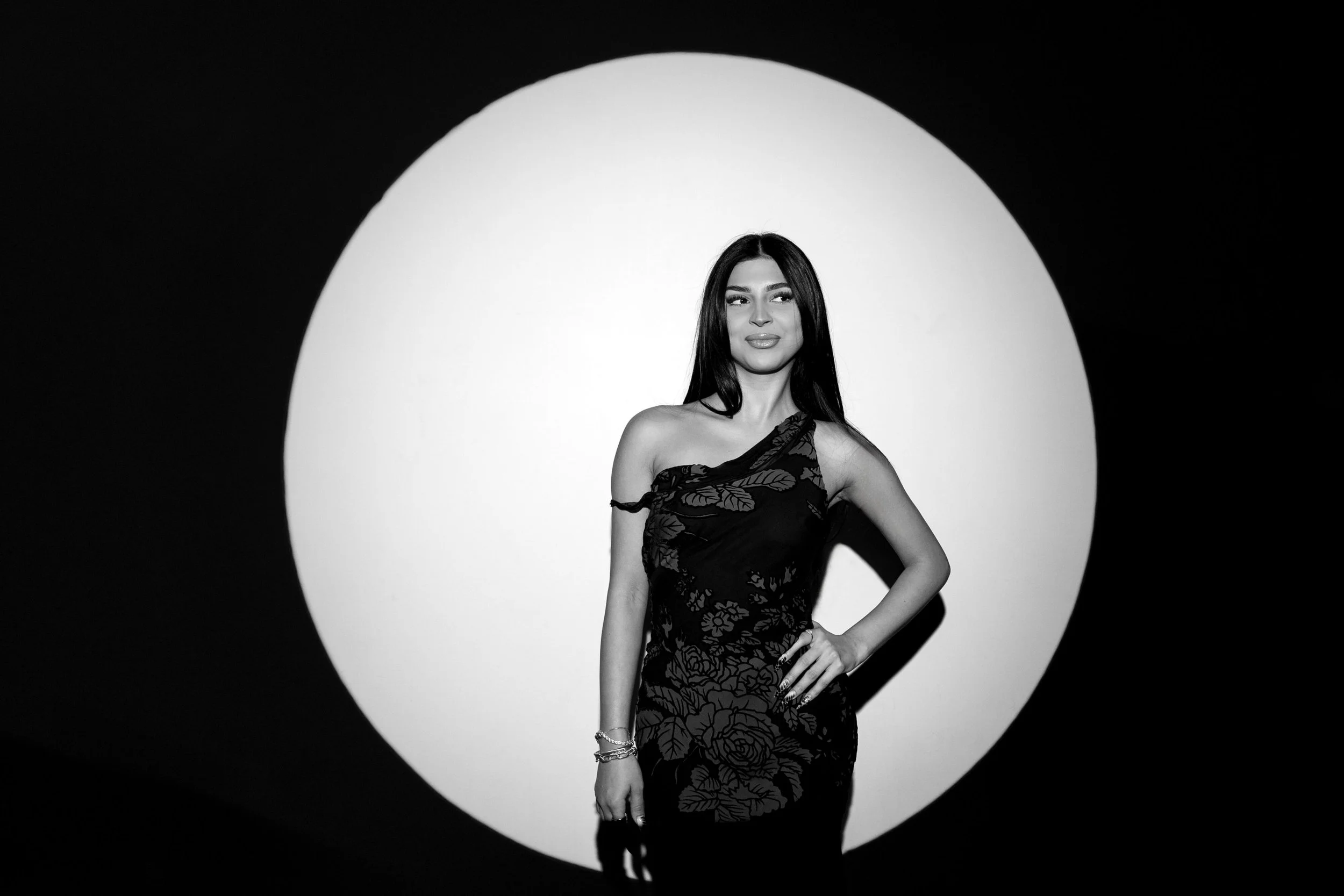 Spotlight Wedding Photo Booth.jpg