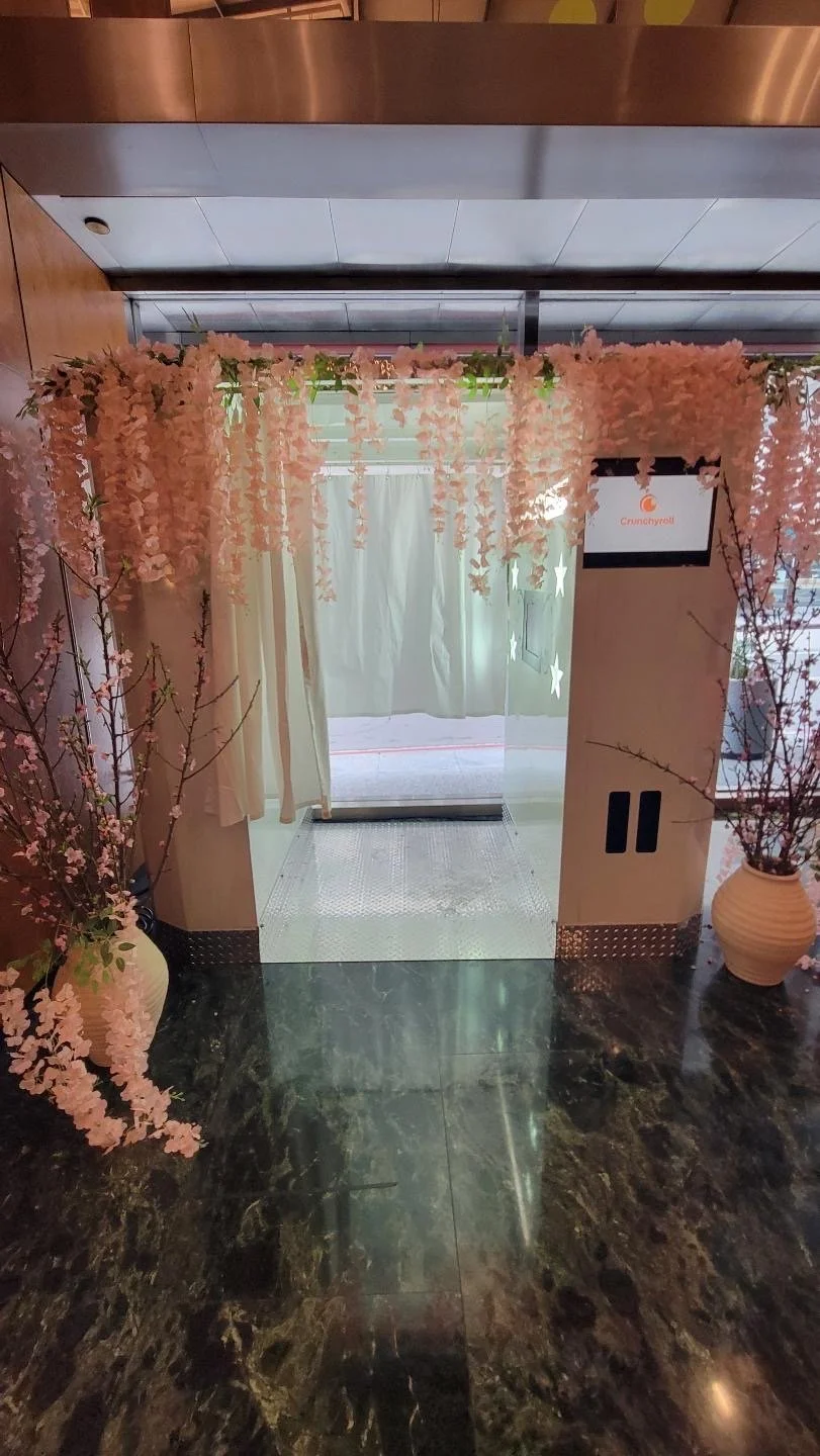 Los Angeles Enclosed Photo Booth.jpg