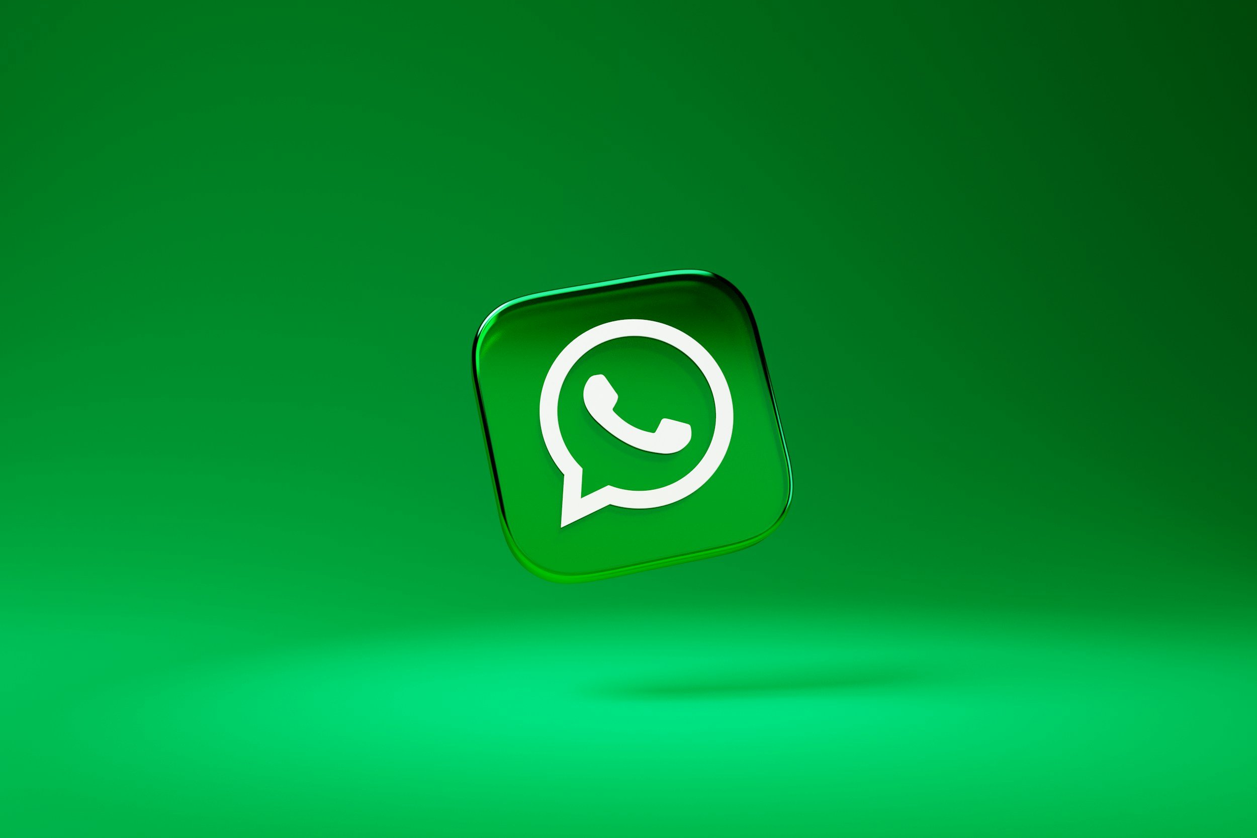 Meta AI in WhatsApp: Wie du das stille Mitlesen im Chat abschaltest