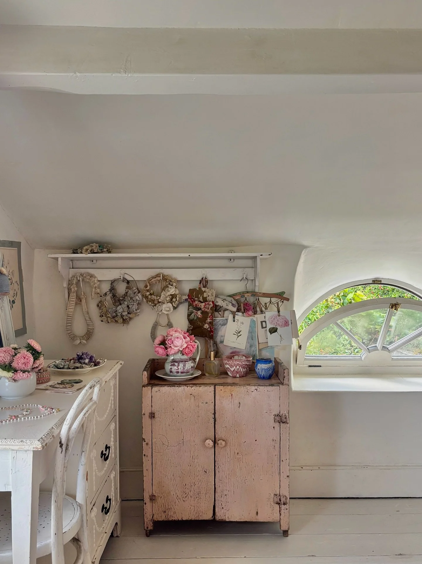 End of Summer filling me with joy 💐🍏💖