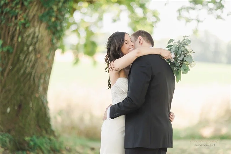 ✨ What makes a wedding truly unforgettable?

It&rsquo;s never just one thing.
It&rsquo;s a ceremony beneath ancient trees, vows carried on a summer breeze.
It&rsquo;s the laughter of friends gathered around a table set with generous food and good win