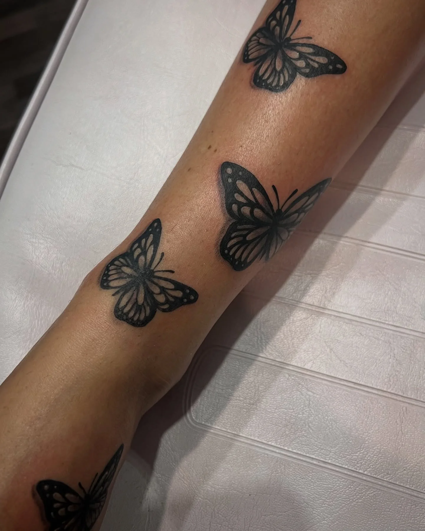 Illustrative black &amp; grey butterflies for @hippie_bisssh_. Thanks for putting your trust in me!