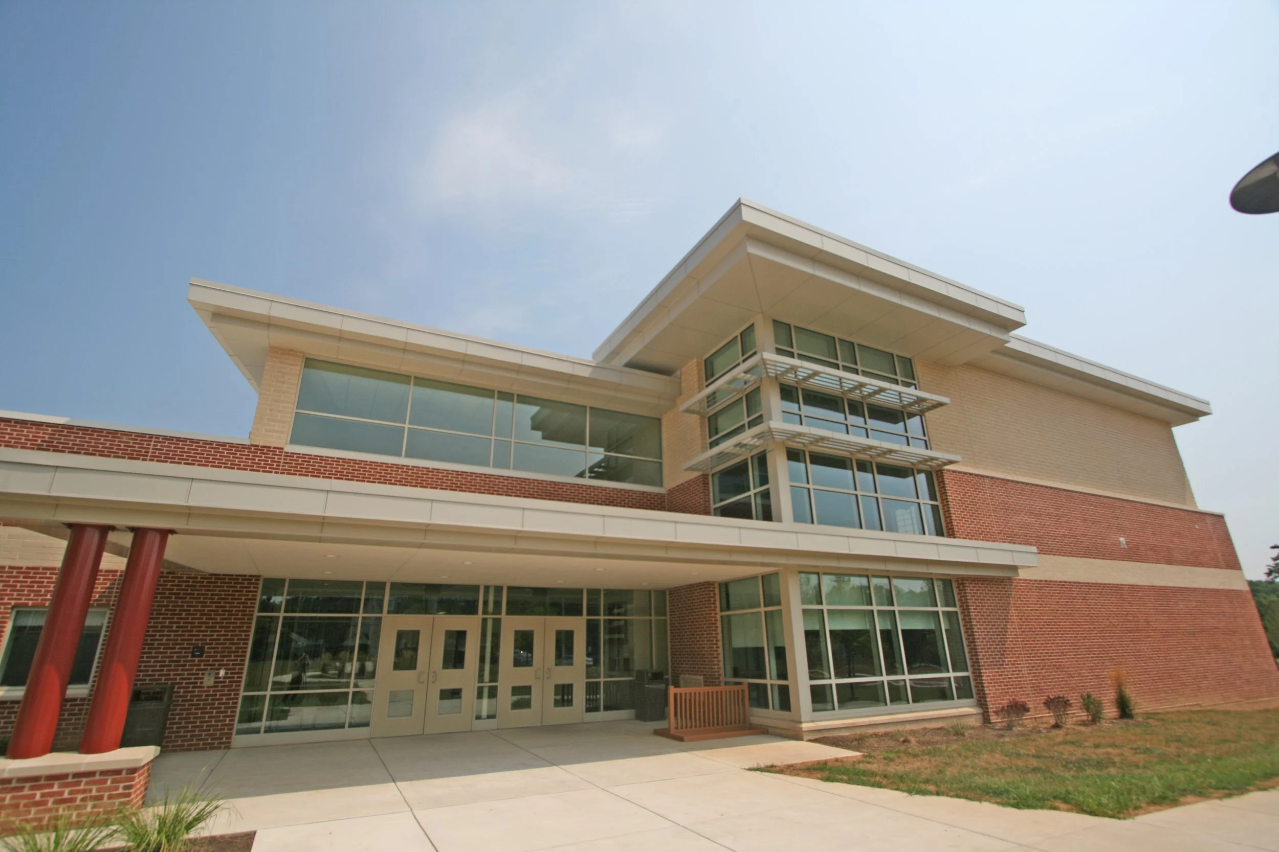 WallSwarthSD_NetherProvES-2089_3_ExtrEntry (2).JPG