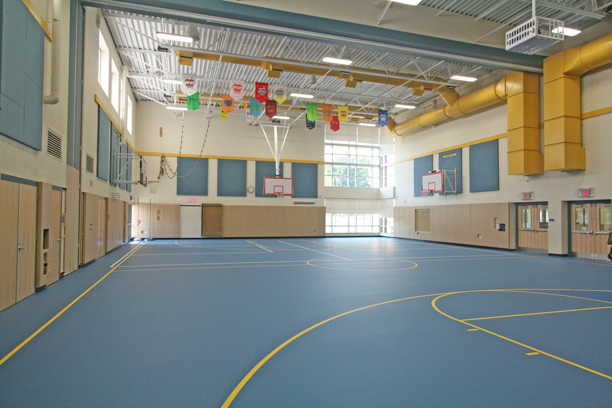 WallSwarthSD_NetherProvES-2089_3_Gym (2).JPG